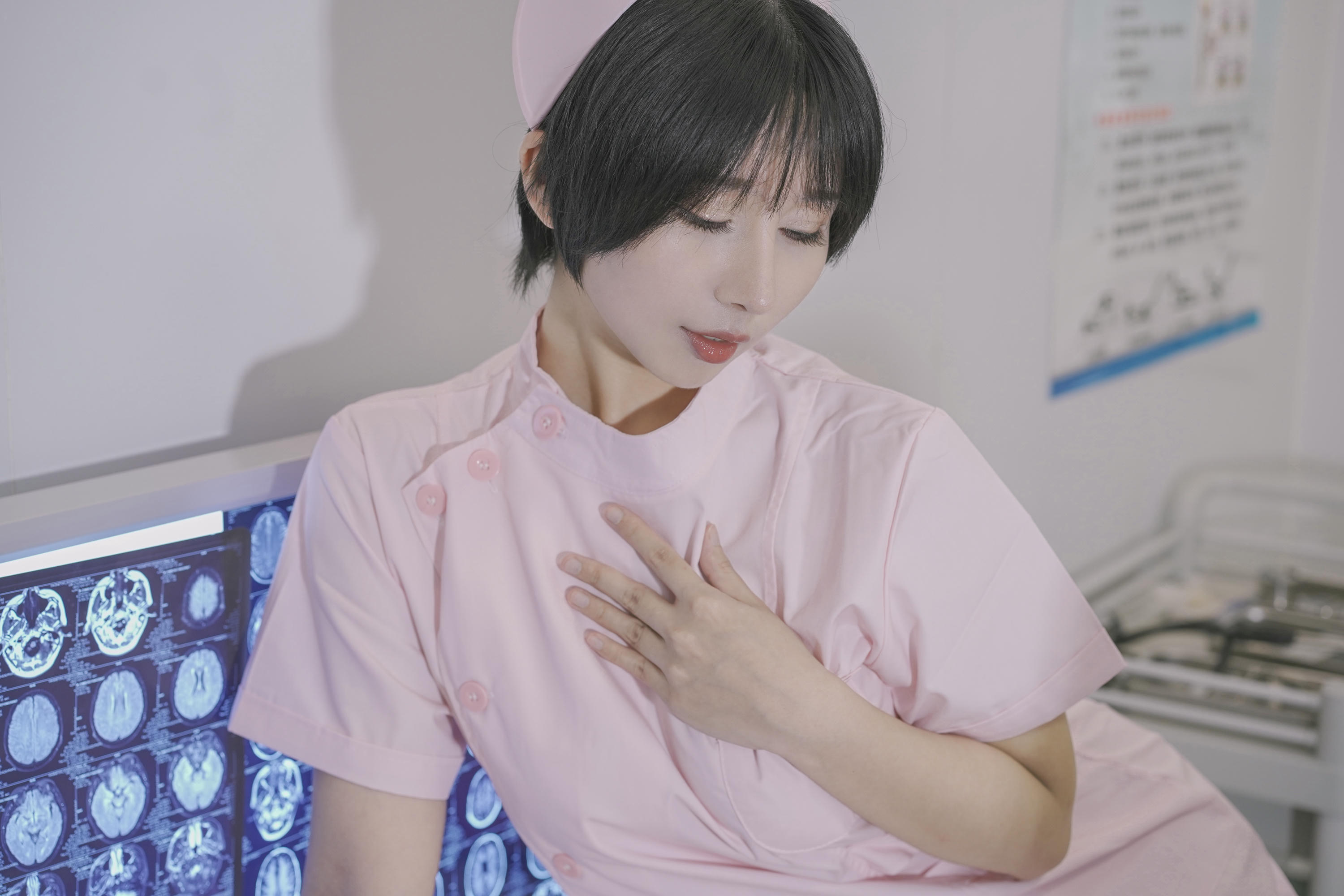 云溪溪 NO.034 &奶桃桃 N47医护 [80P+1V 1.20GB]_第1集