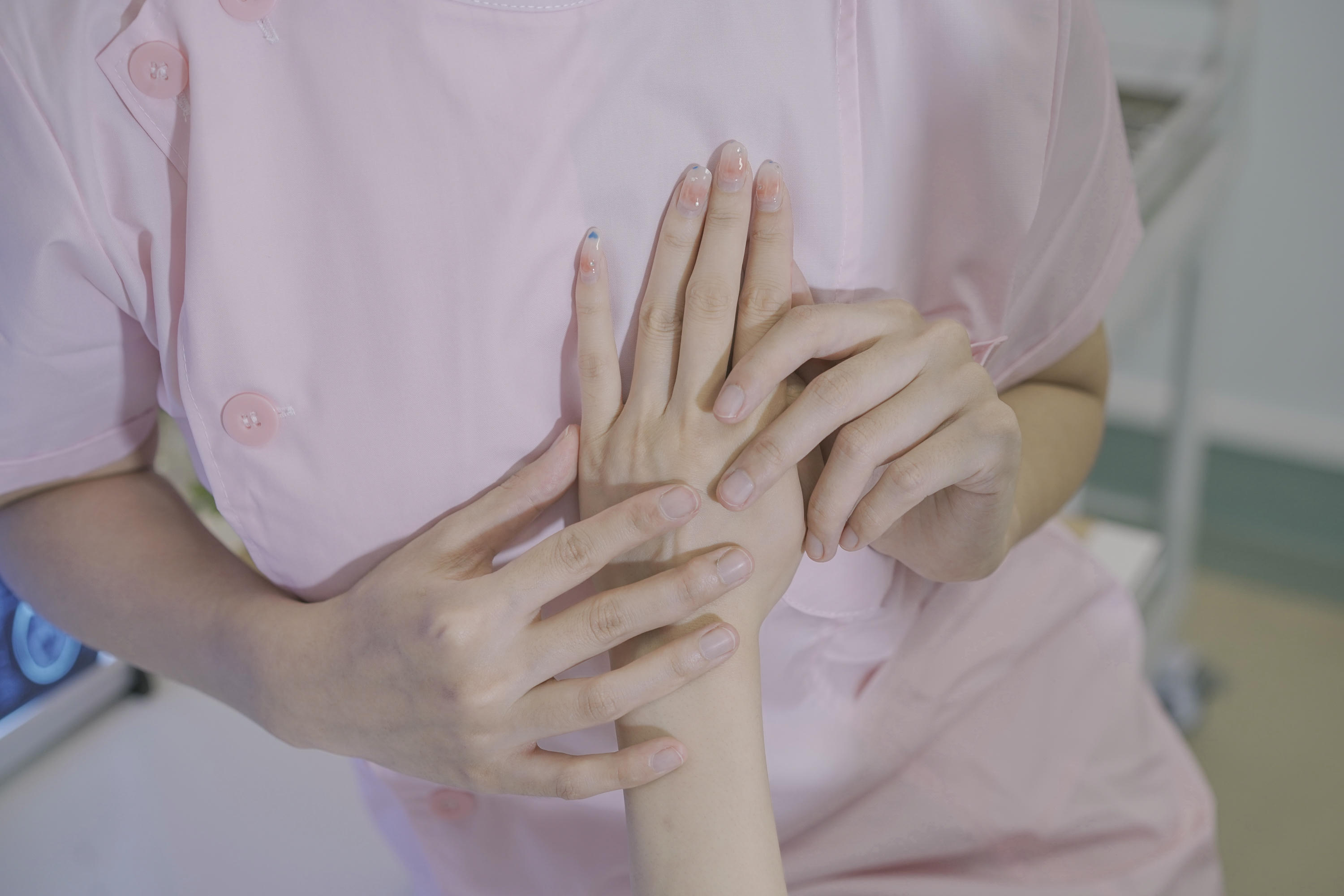 云溪溪 NO.034 &奶桃桃 N47医护 [80P+1V 1.20GB]_第1集