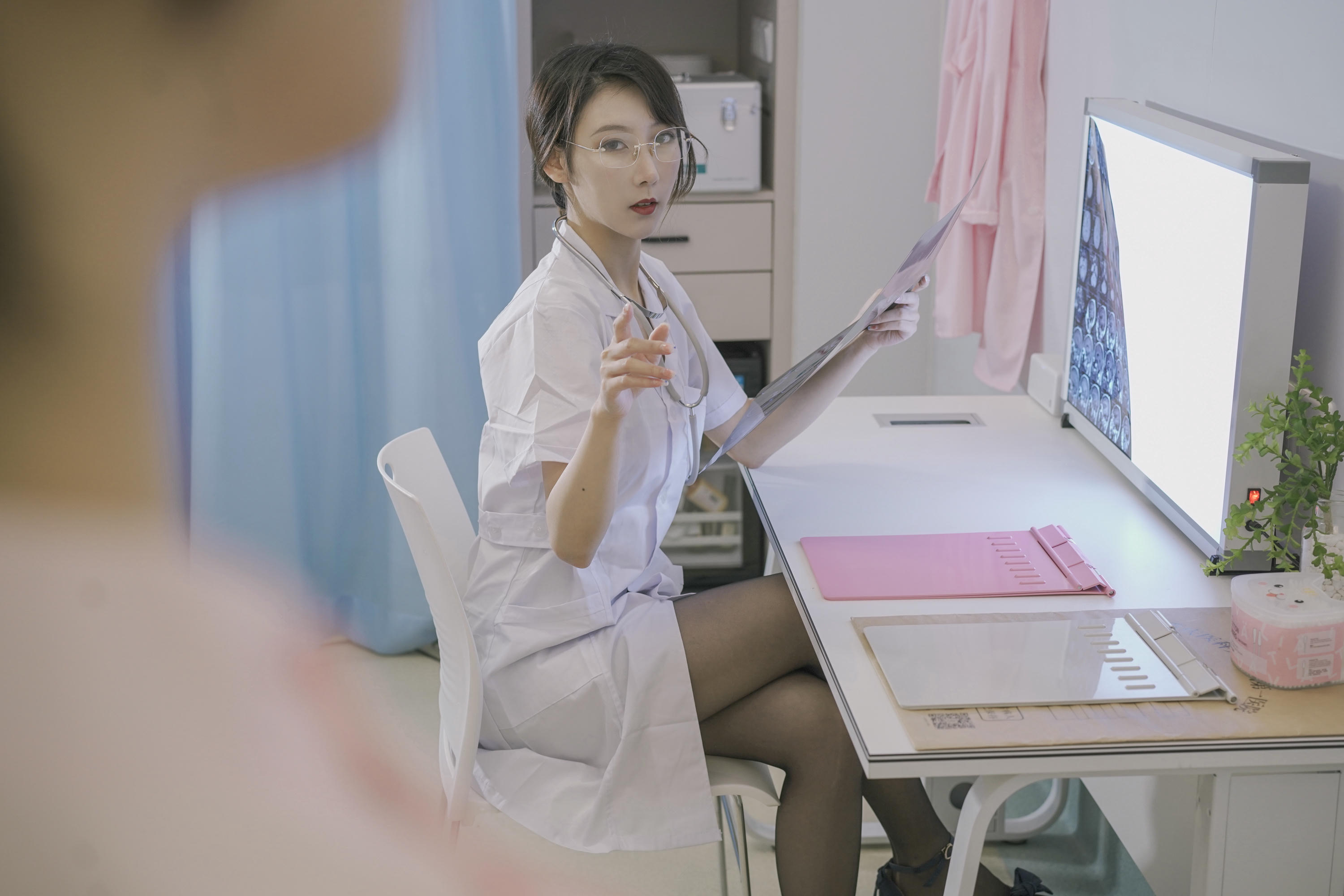 云溪溪 NO.034 &奶桃桃 N47医护 [80P+1V 1.20GB]_第1集