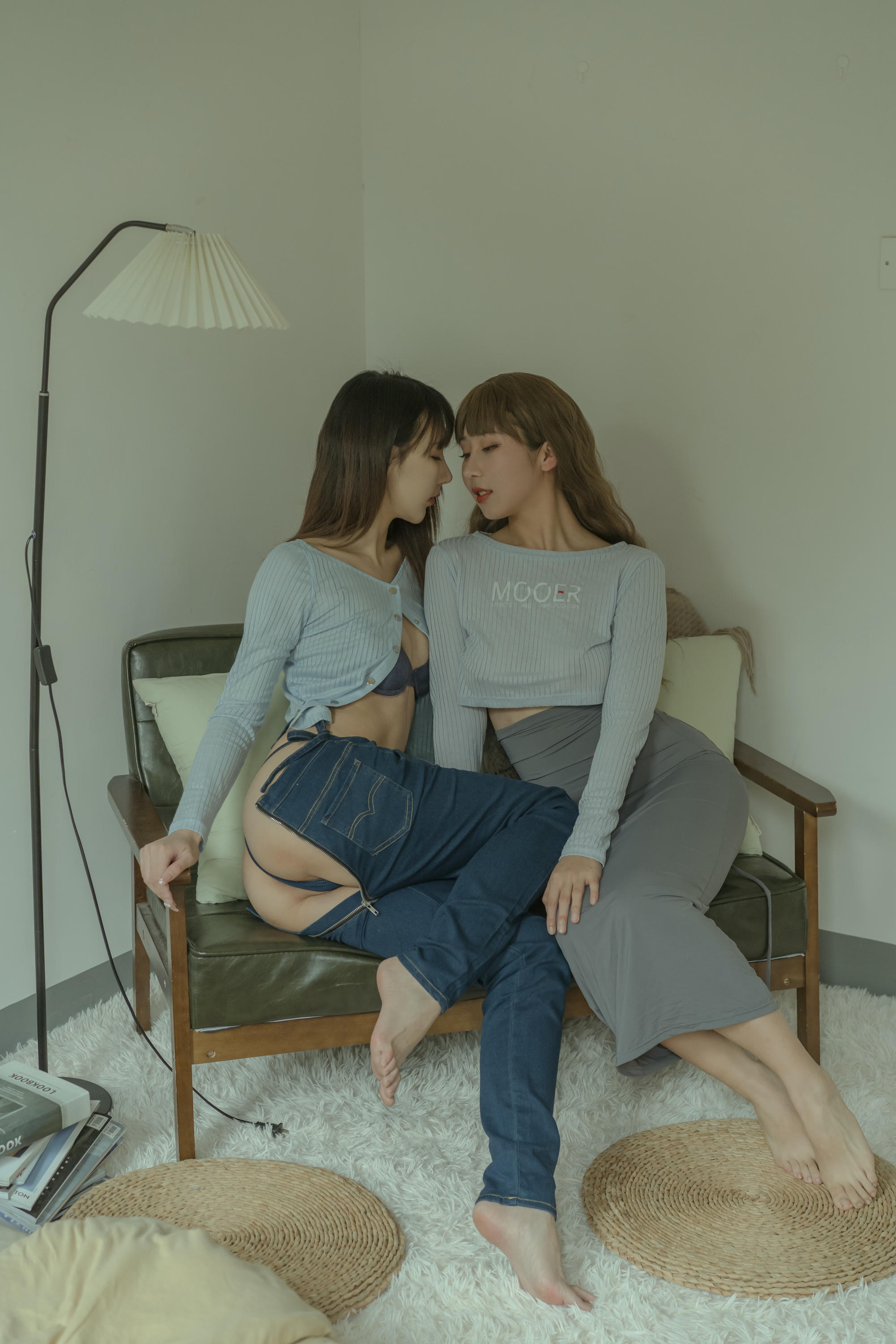 云溪溪 NO.036 &奶桃 日系百合 [60P1V 1.57GB]_第1集