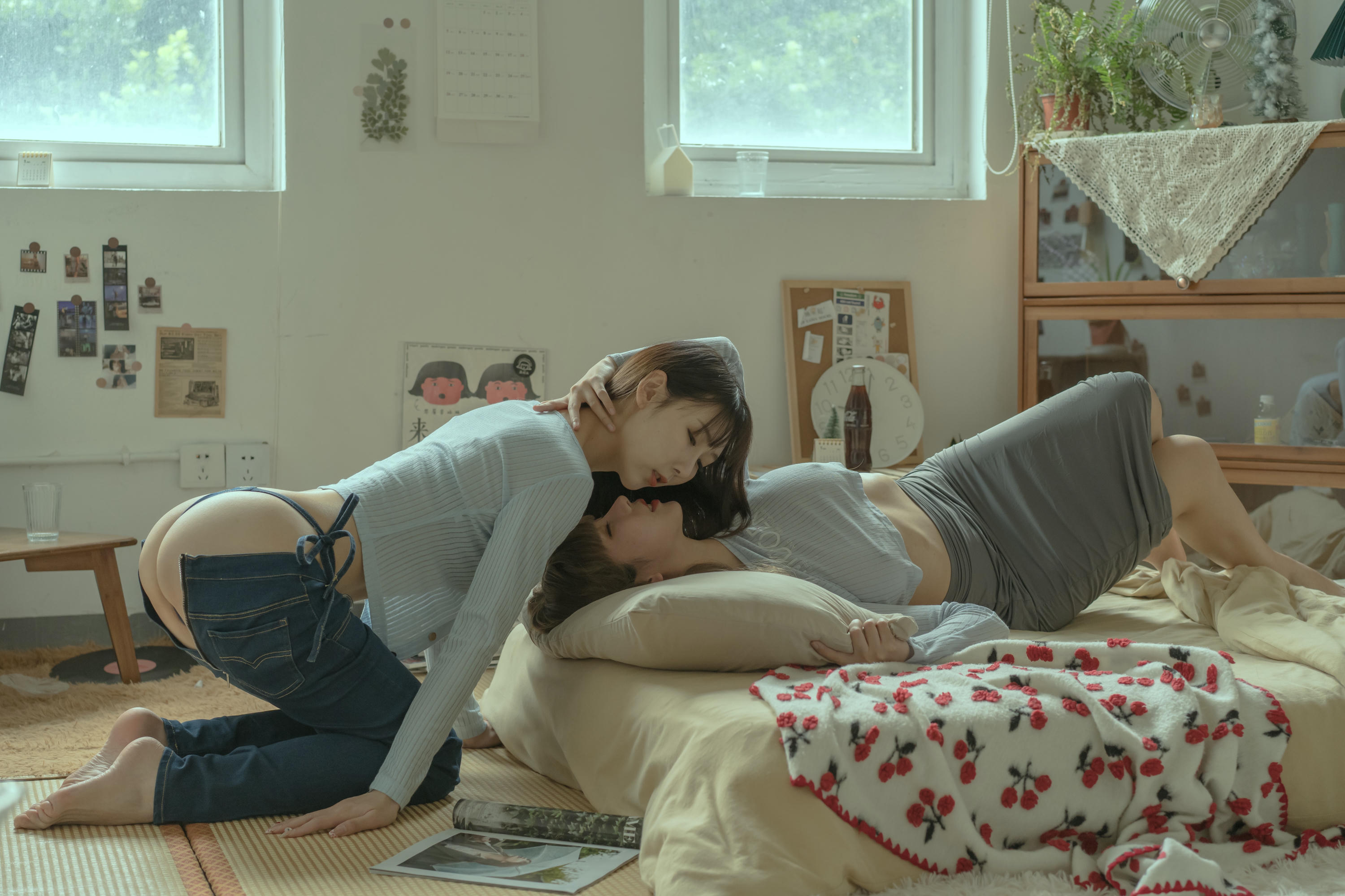 云溪溪 NO.036 &奶桃 日系百合 [60P1V 1.57GB]_第3集