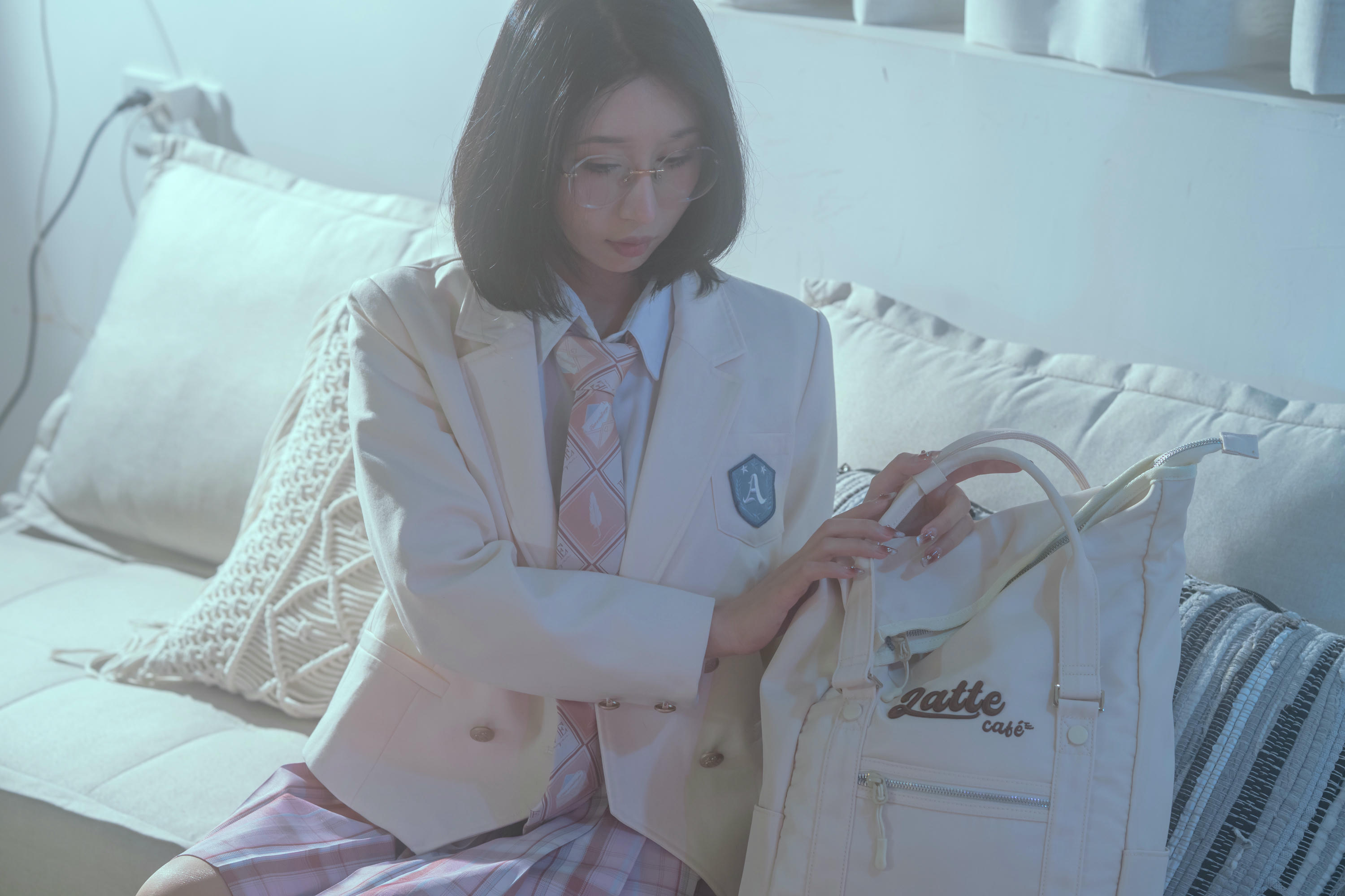 云溪溪 NO.055 奶桃 反差学妹 [83P1V-1.73GB]_第1集