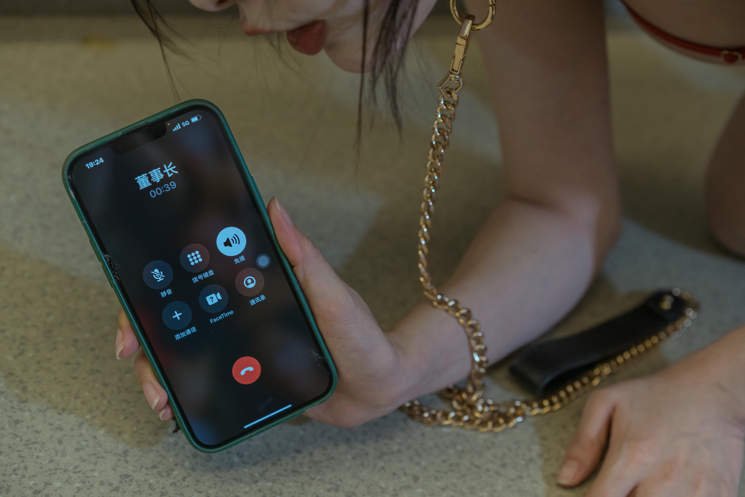 云溪溪 NO.058 秋和柯基 奶桃 电车[80P+1V 1.74GB]_第2集