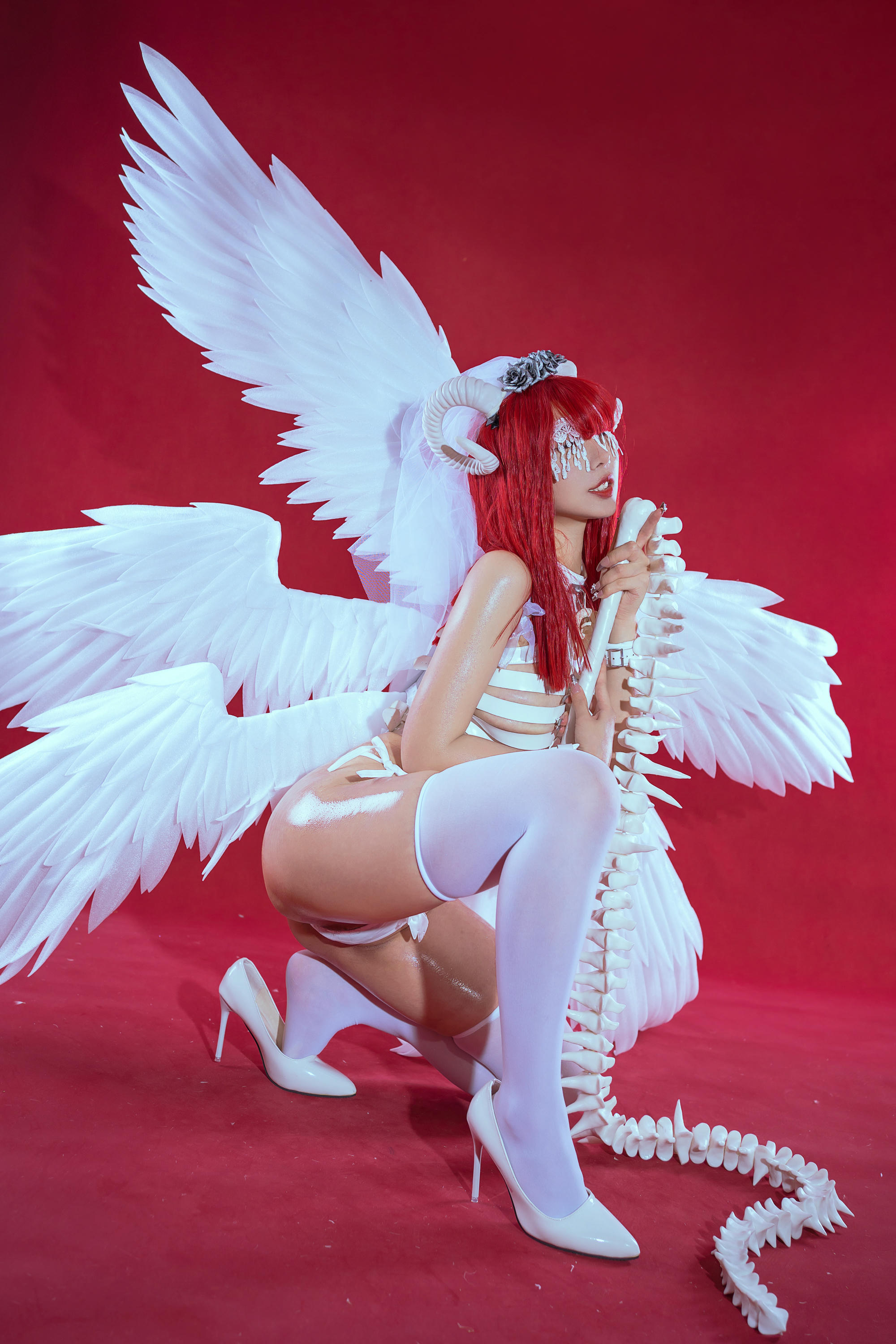 云溪溪 NO.061 火锅味的奶桃桃 萝斯莉莉斯 六翼炽天使 [24P／240MB]_第1集