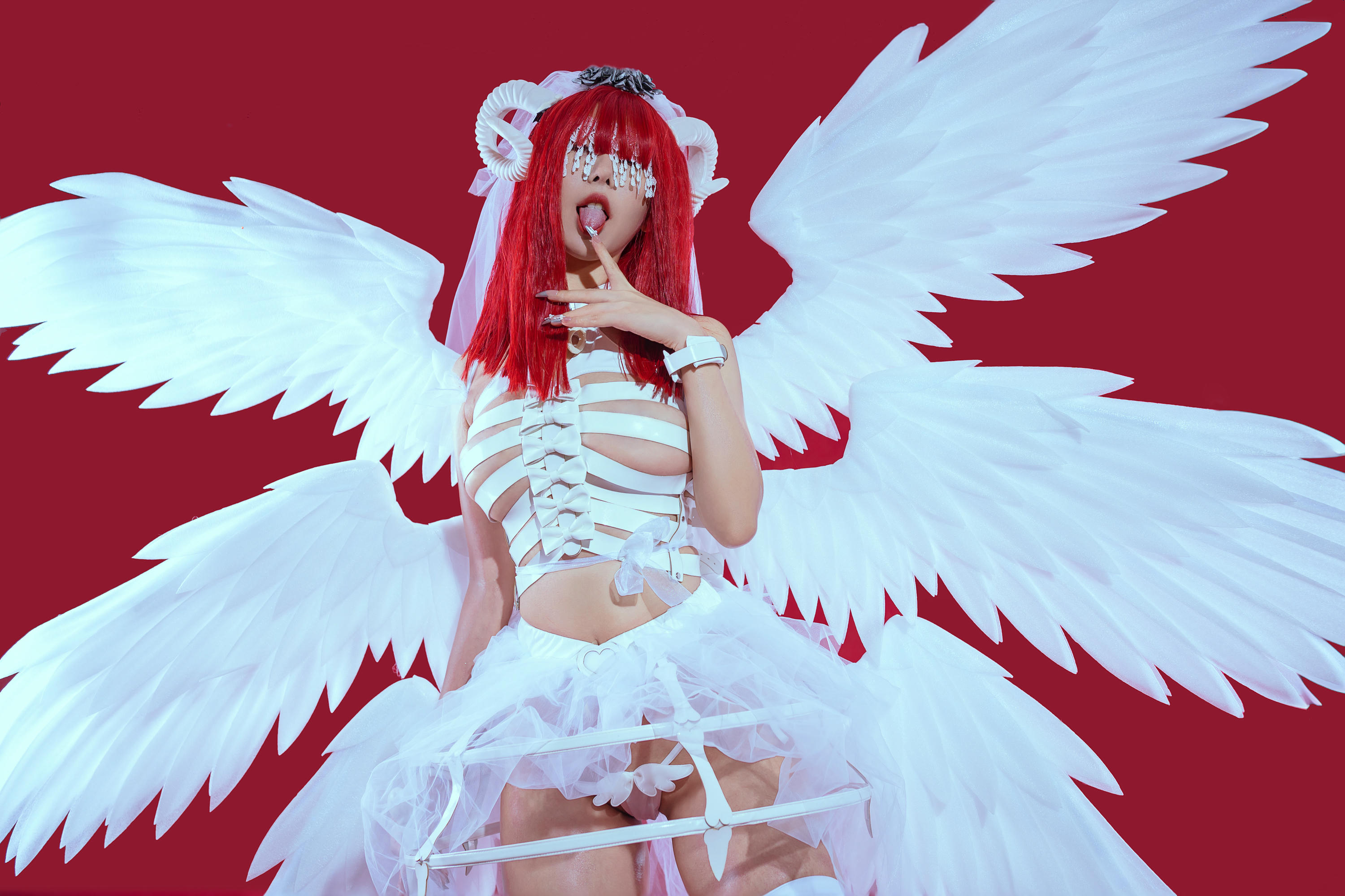 云溪溪 NO.061 火锅味的奶桃桃 萝斯莉莉斯 六翼炽天使 [24P／240MB]_第1集