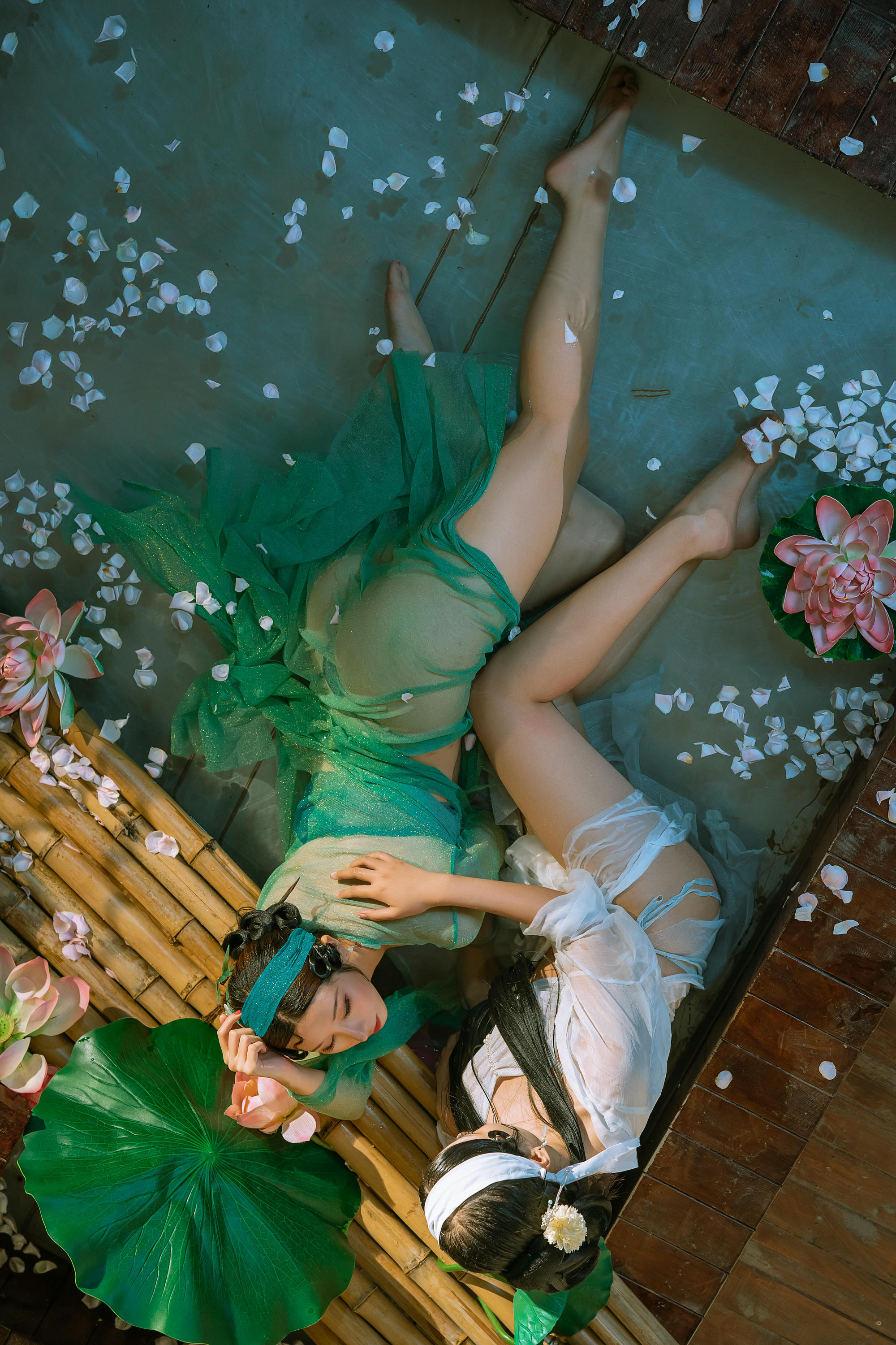 云溪溪 NO.083 奶桃桃&轩萧学姐 白娘子&青蛇 [26P1V 415MB]_第2集