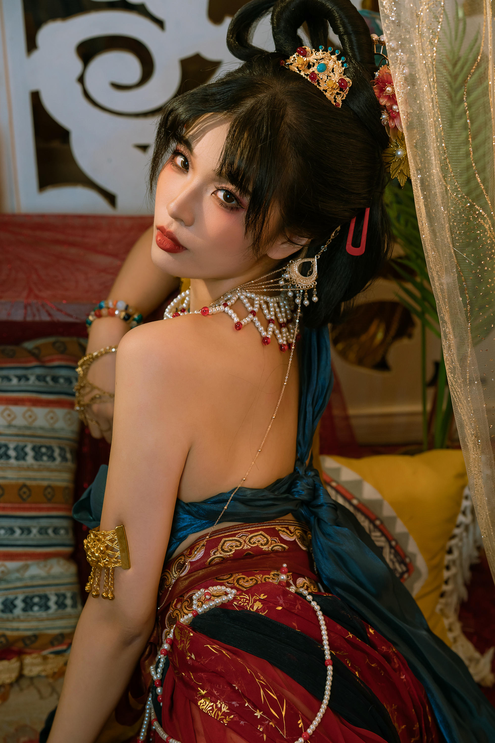 云溪溪 NO.090 奶桃桃&轩萧学姐 古风敦煌[34P-1V-488.2M]_第2集