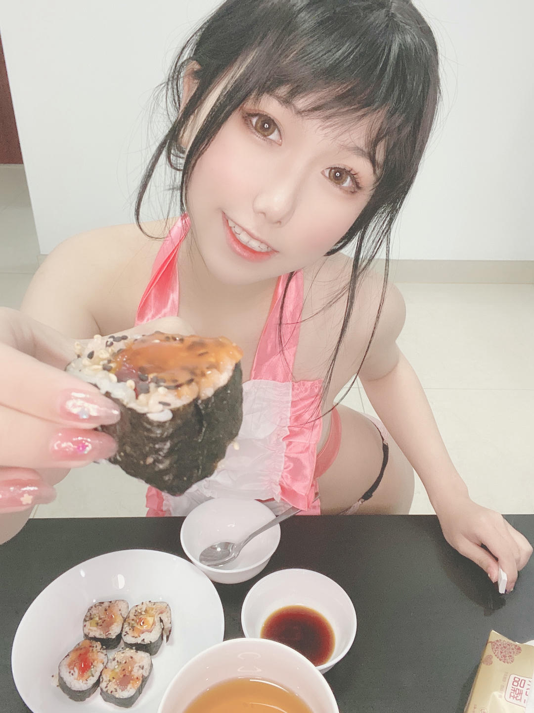 芋圆侑子 NO.006 人妻围裙 [234P10V-754MB]-人妻 纯图_第1集