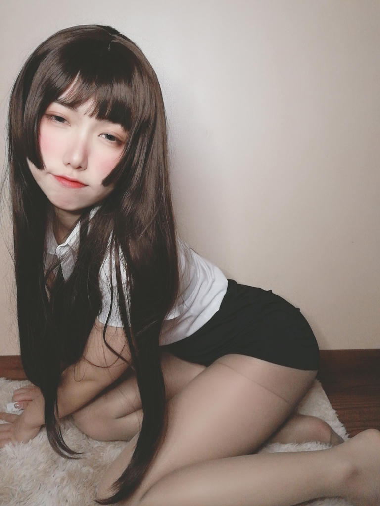 芋圆侑子 NO.010 醉酒小秘书 [53P4V-92MB]_第1集