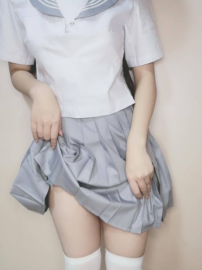 芋圆侑子 NO.011 白丝jk [77P9V-132MB]_第1集