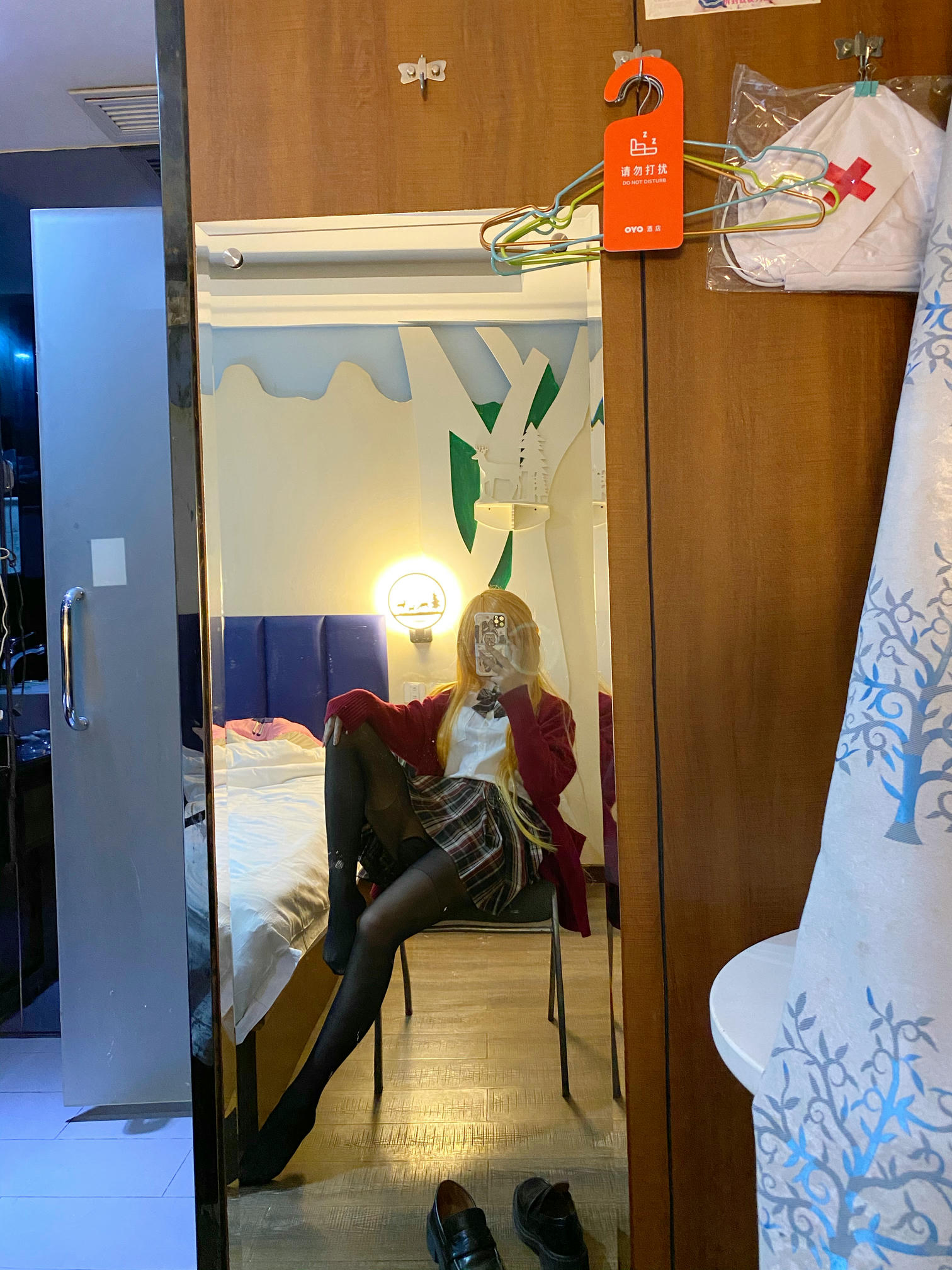 芋圆侑子 NO.013 金毛不良jk [42P5V-533MB]_第1集