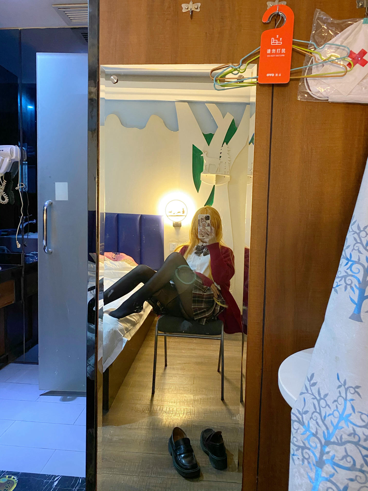 芋圆侑子 NO.013 金毛不良jk [42P5V-533MB]_第1集