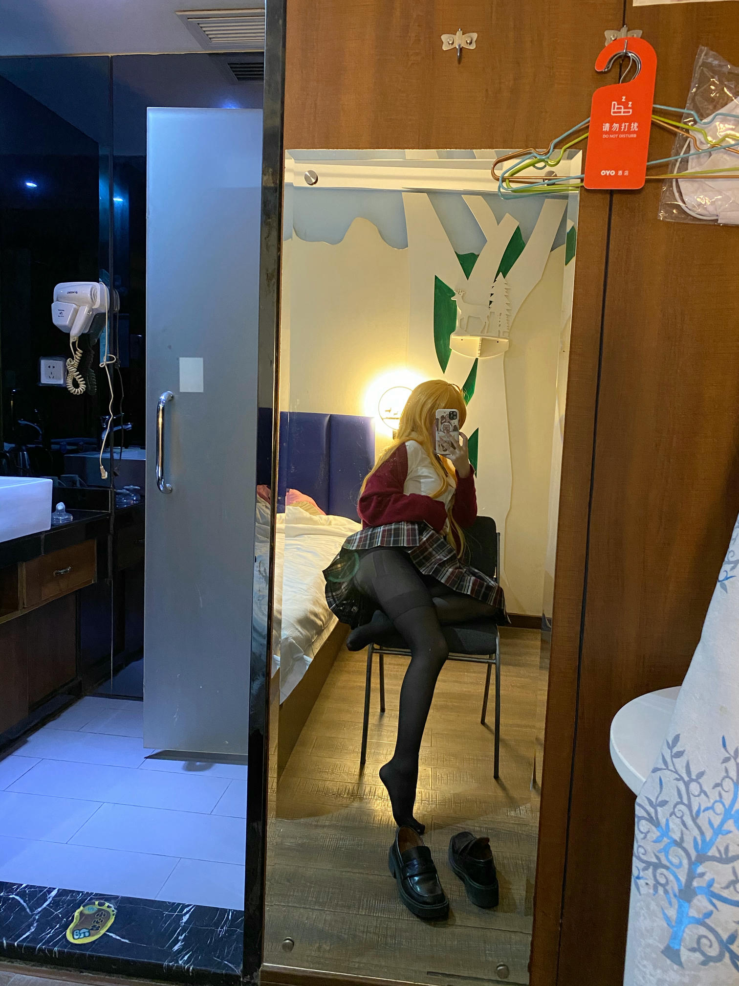 芋圆侑子 NO.013 金毛不良jk [42P5V-533MB]_第1集