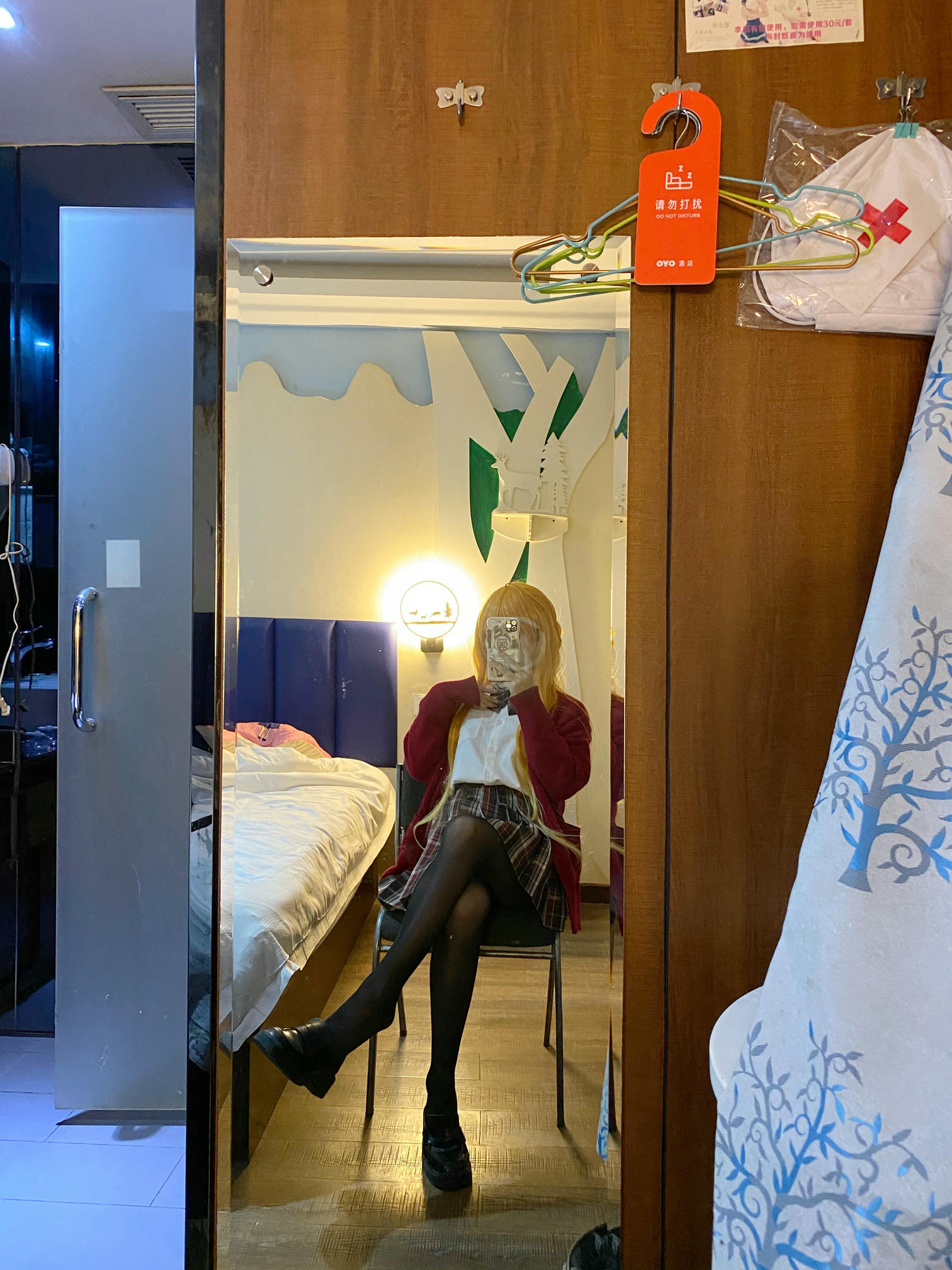 芋圆侑子 NO.013 金毛不良jk [42P5V-533MB]_第1集