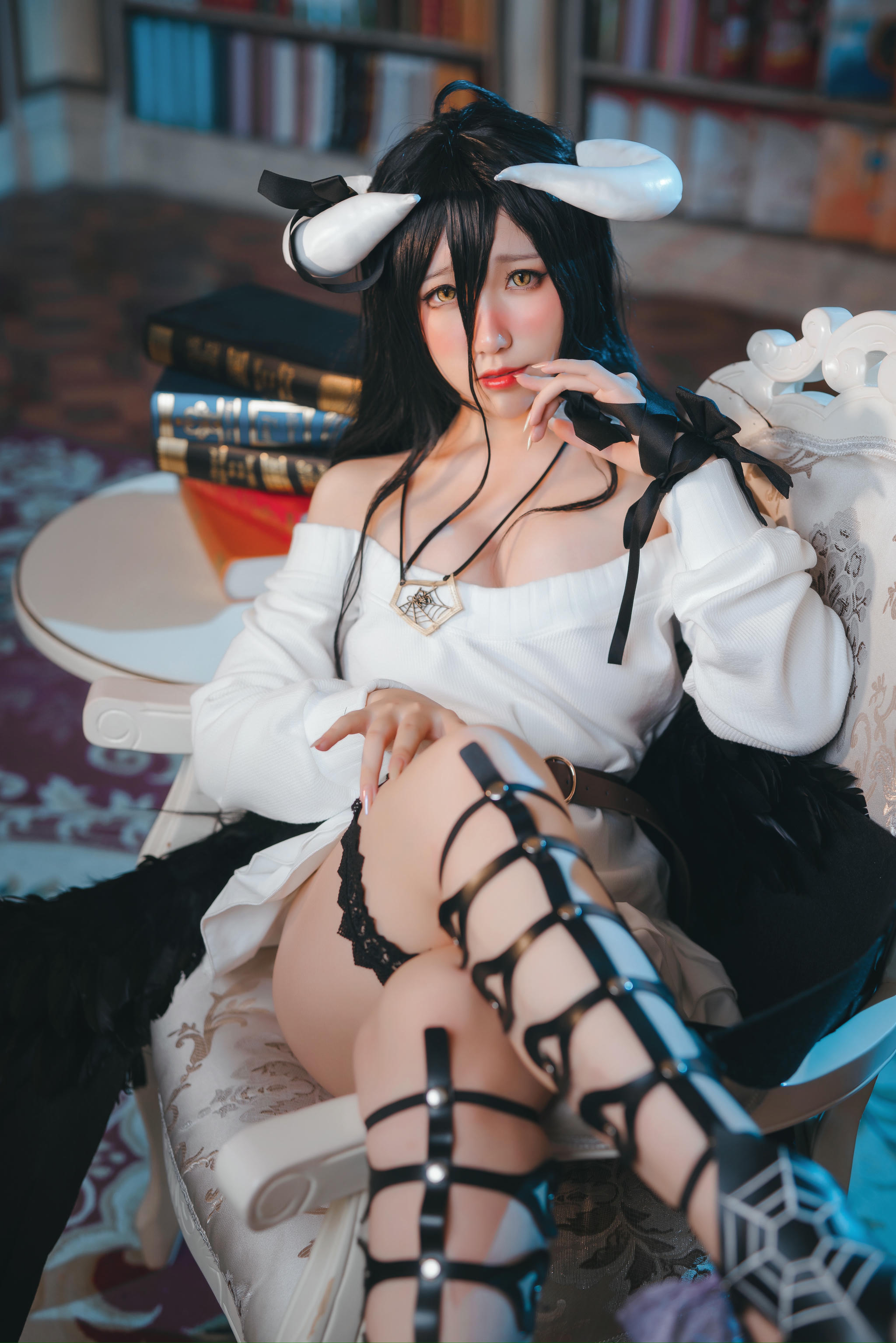 芋圆侑子 NO.021 雅儿贝德私服 [20P2V-277MB]_第1集