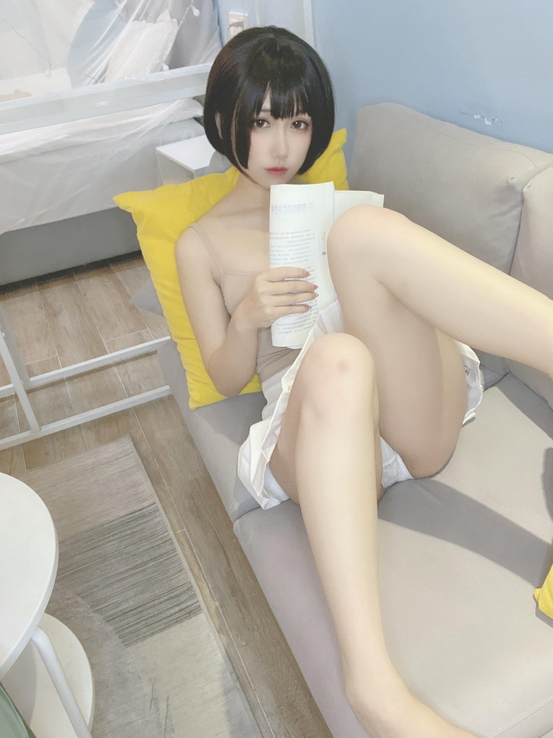 芋圆侑子 NO.002 邻家姐姐 [225P20V-859MB]-邻家姐姐 纯图112p_第1集