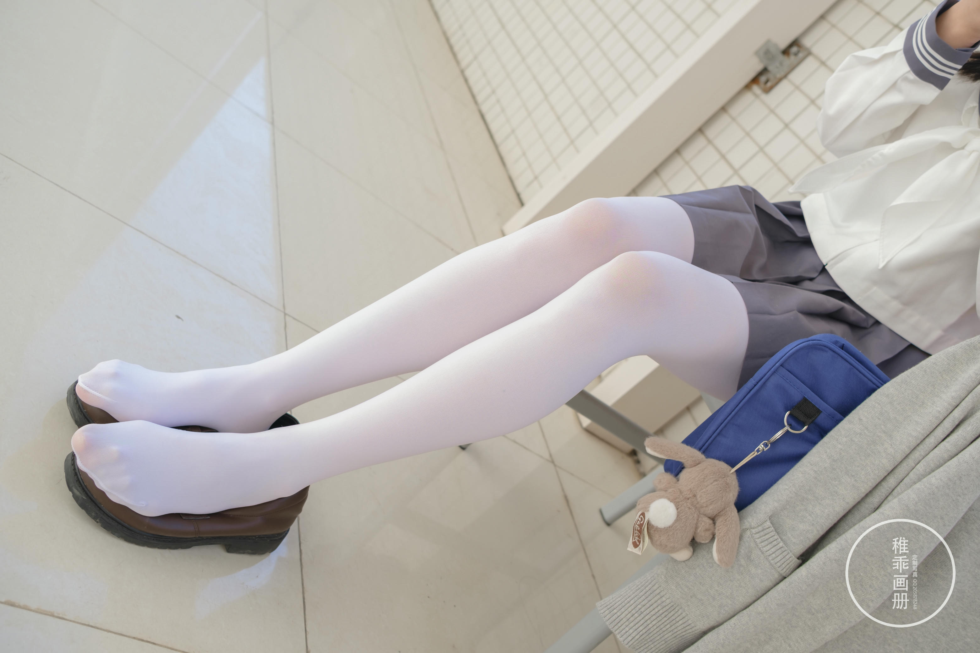 稚乖画册 NO.005 晴空03 双马尾jk [71P1V-0.99GB]_第2集