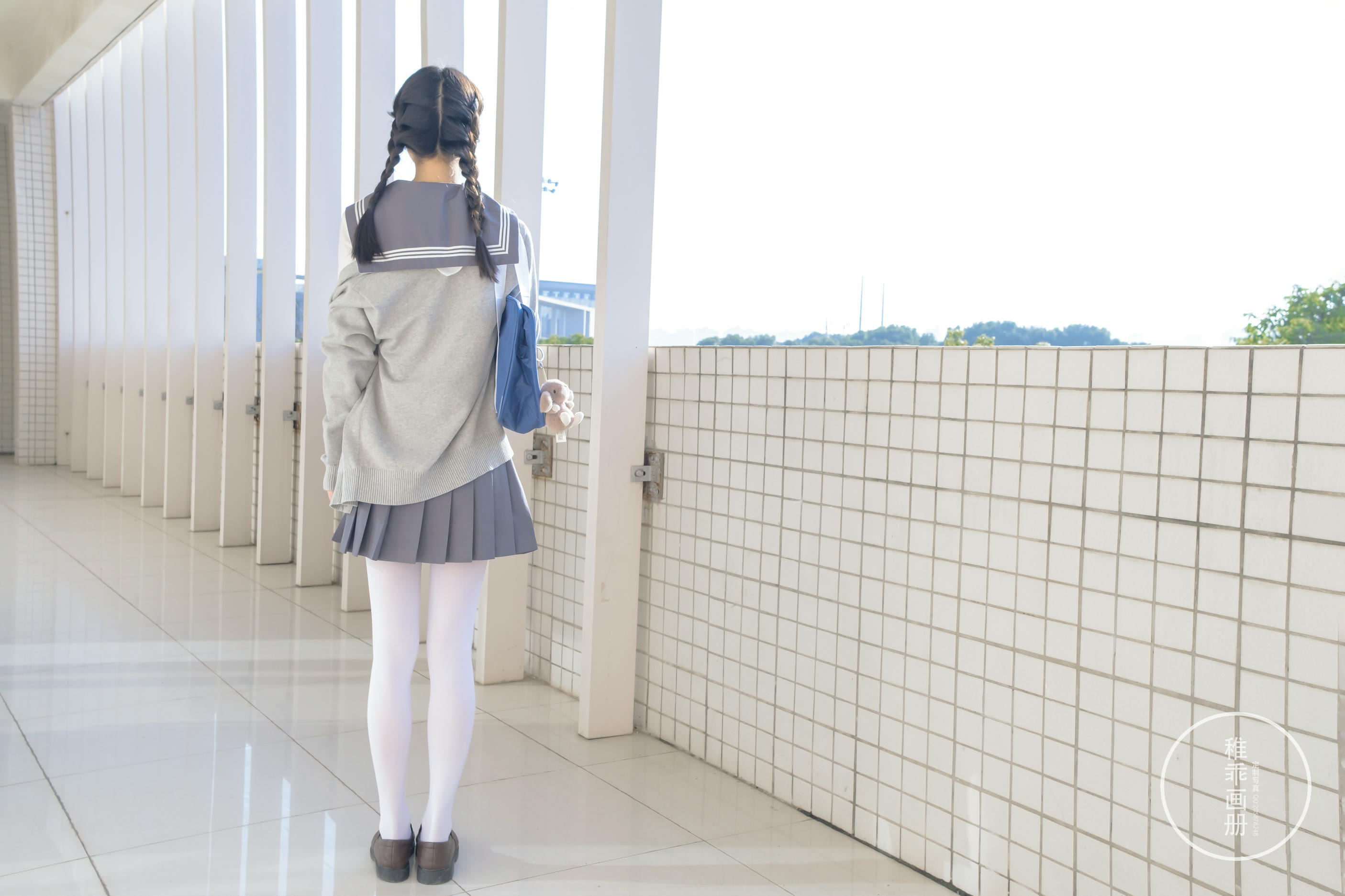 稚乖画册 NO.005 晴空03 双马尾jk [71P1V-0.99GB]_第2集