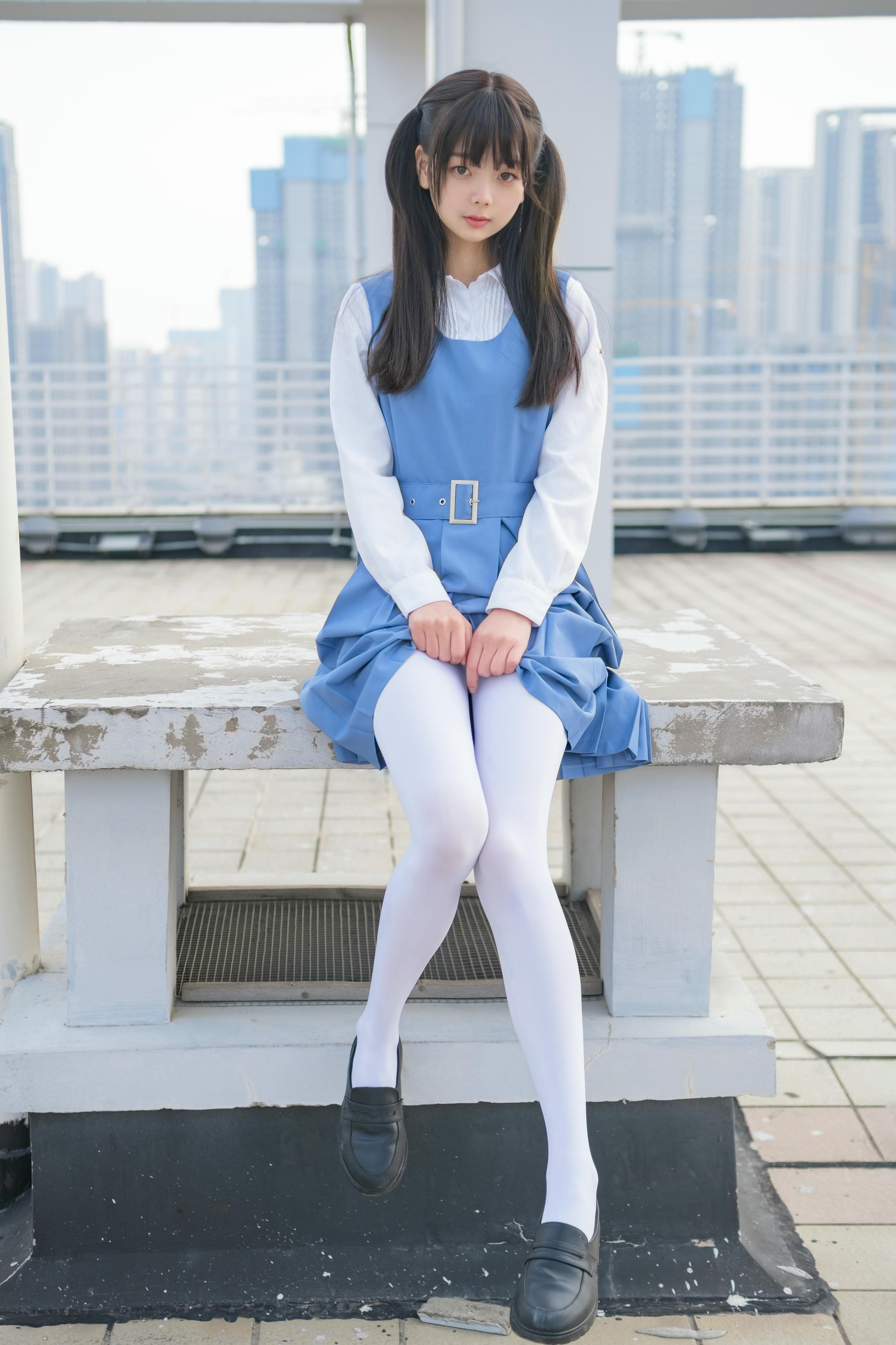 稚乖画册 NO.013 夜夜 天台真空80D白丝 [79P1V 1.10GB]_第1集