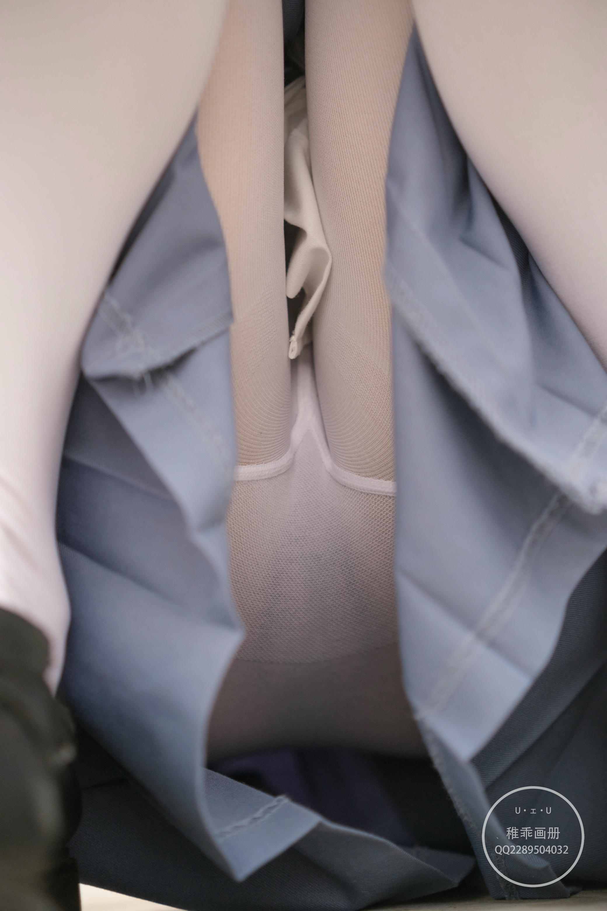 稚乖画册 NO.013 夜夜 天台真空80D白丝 [79P1V 1.10GB]_第4集