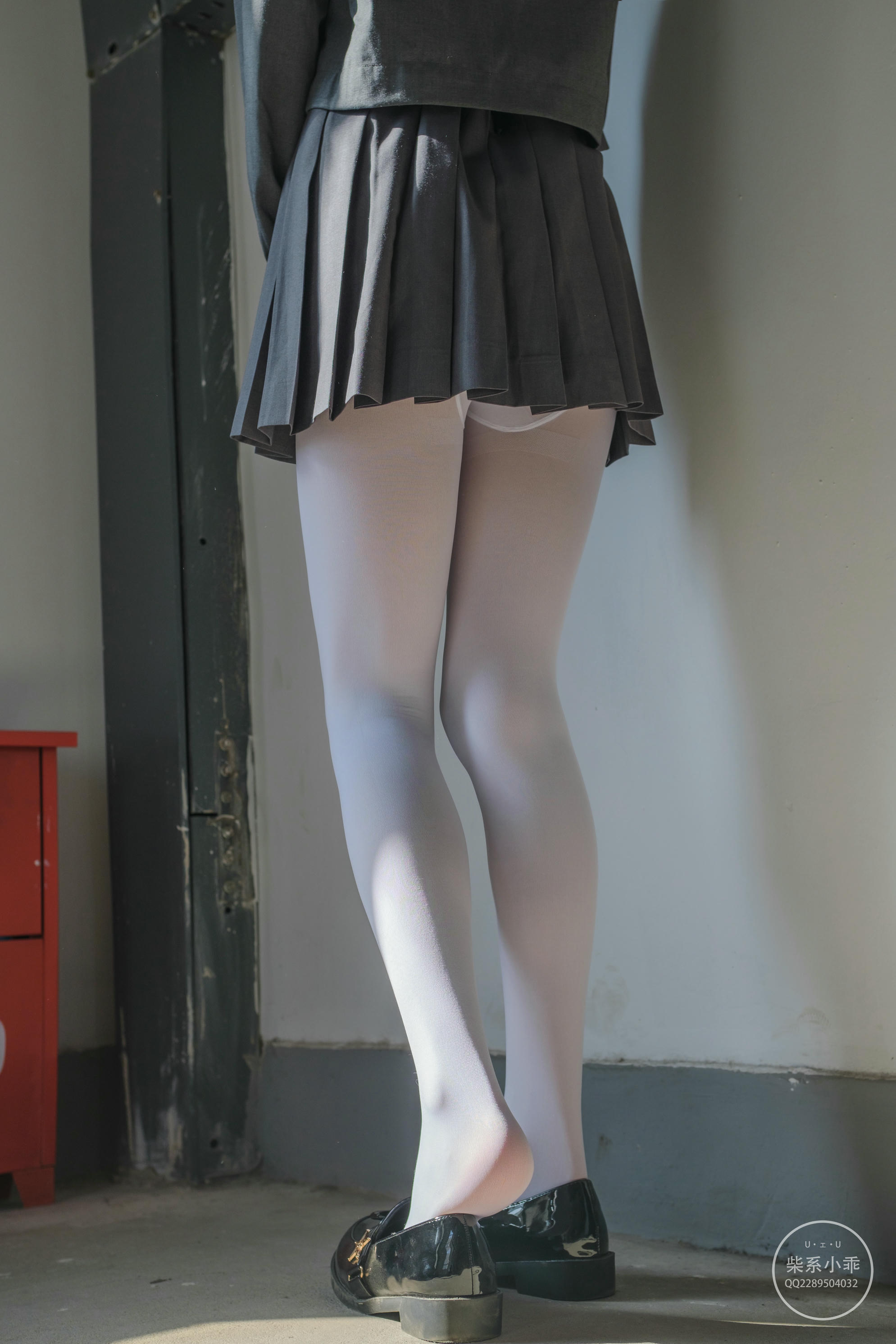 稚乖画册 NO.014 夜夜 教室 [63P1V-595MB]_第1集