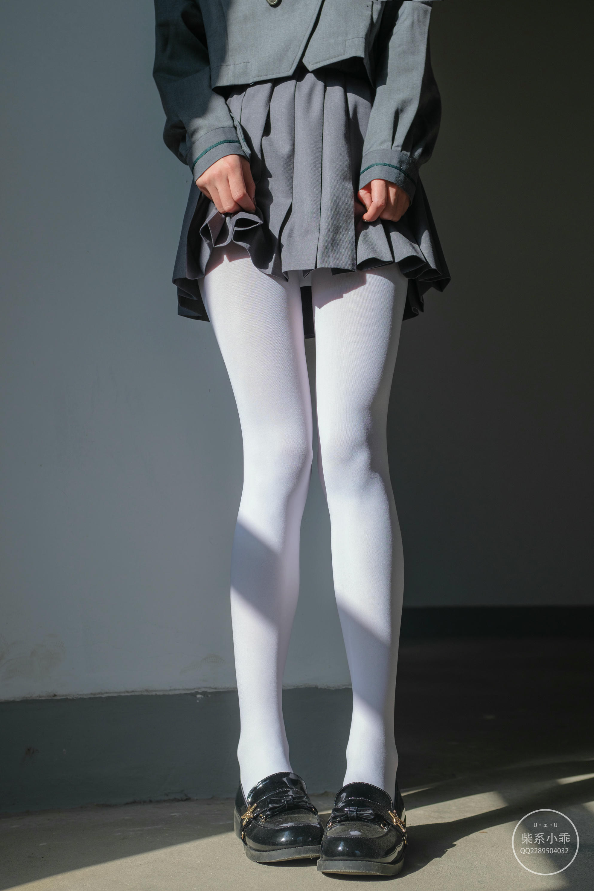 稚乖画册 NO.014 夜夜 教室 [63P1V-595MB]_第1集