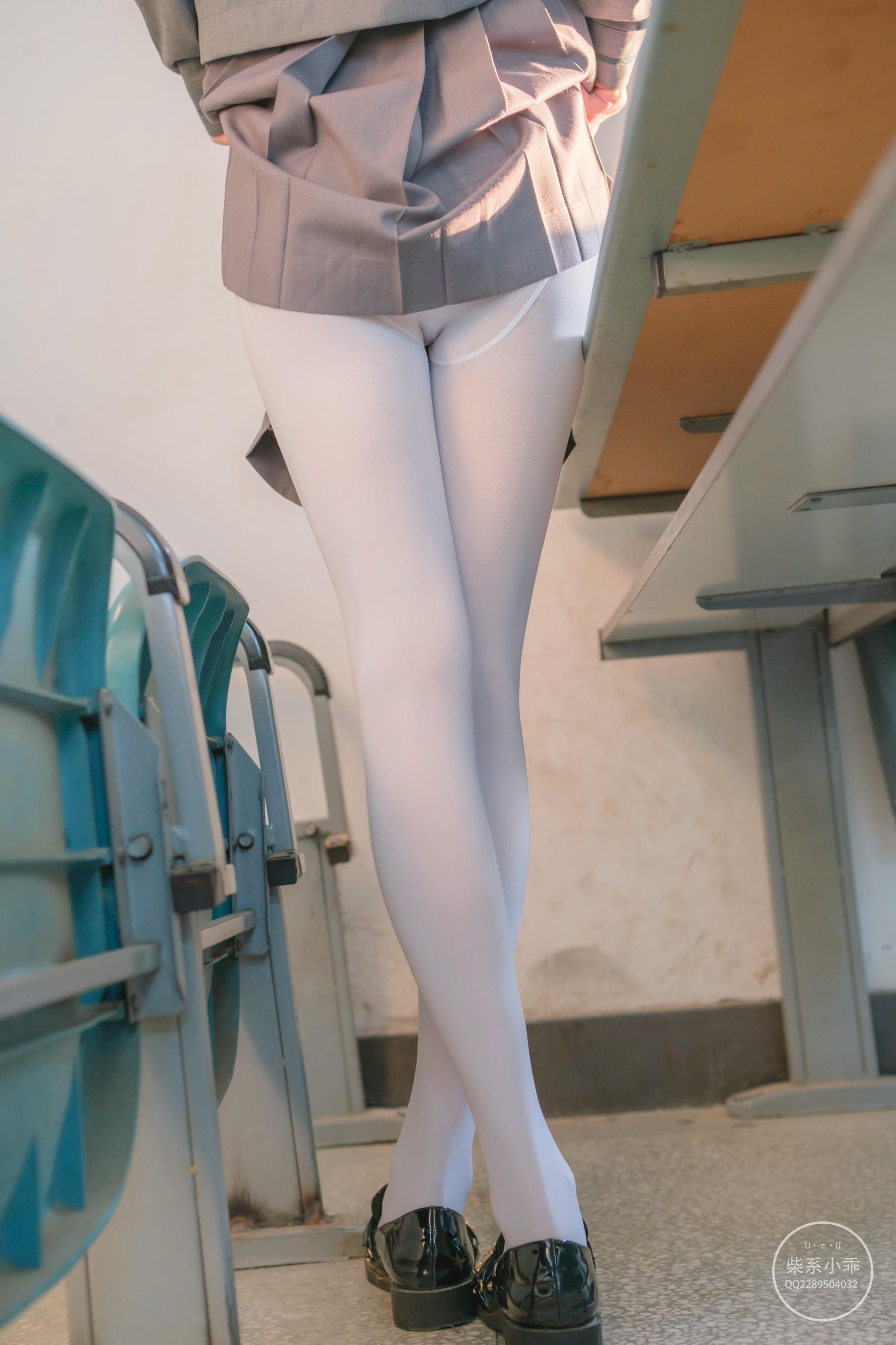 稚乖画册 NO.014 夜夜 教室 [63P1V-595MB]_第3集