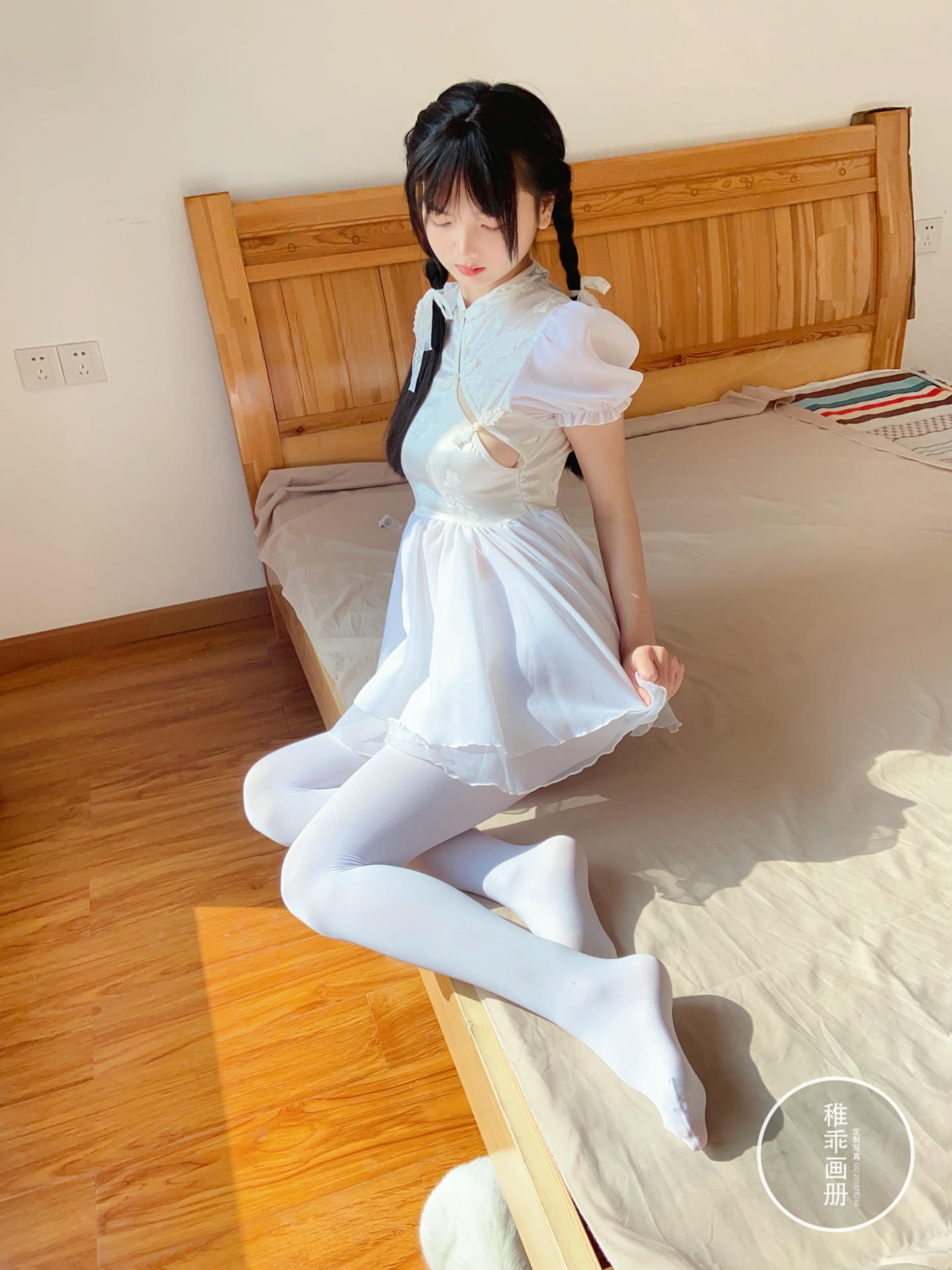 稚乖画册 NO.017 夜夜 嬉戏 80d白丝 [74P1V-368MB]_第1集