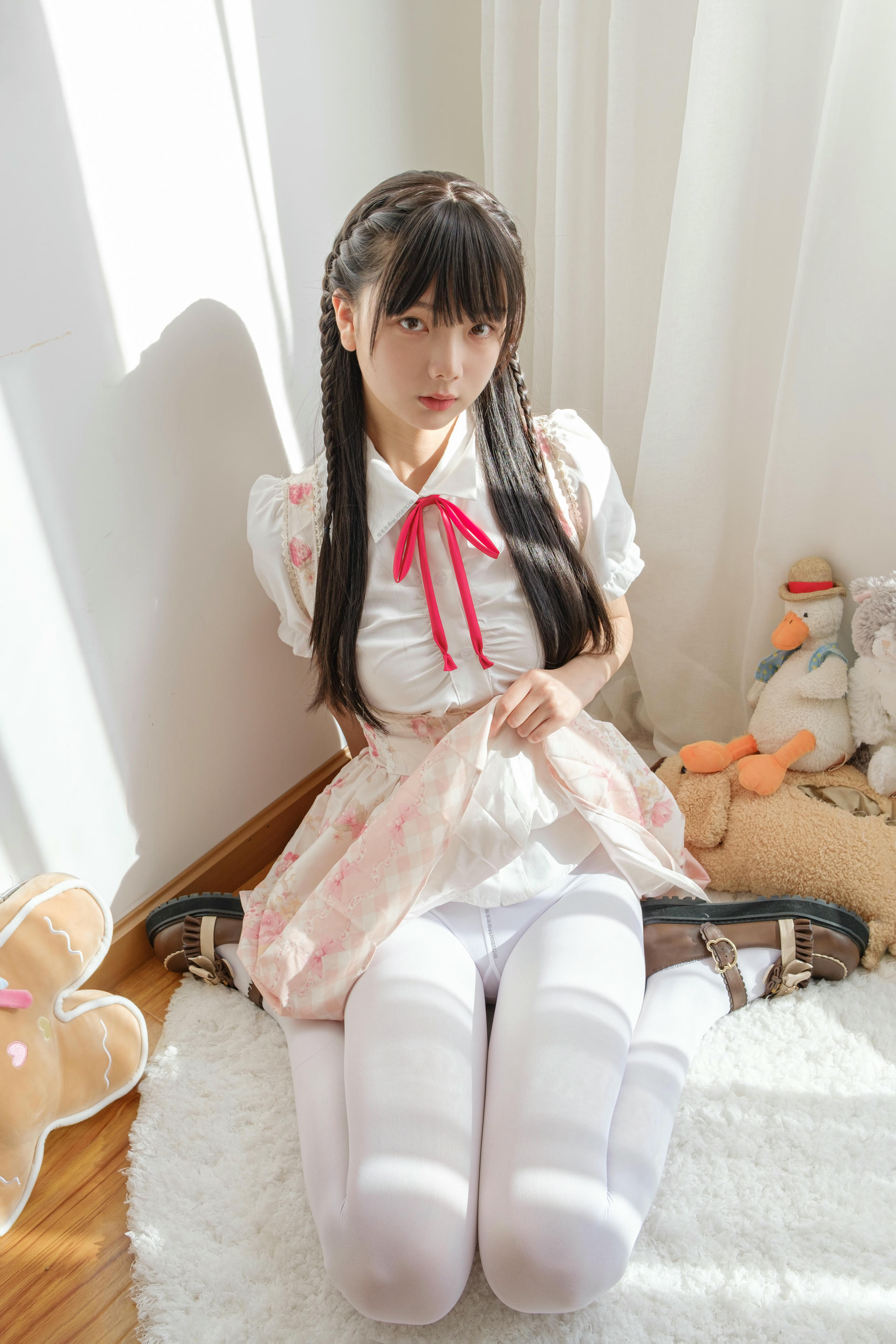 稚乖画册 NO.018 晴空 07 夜夜 白丝JK 一亿像素 [81P1V-3.22GB]_第1集