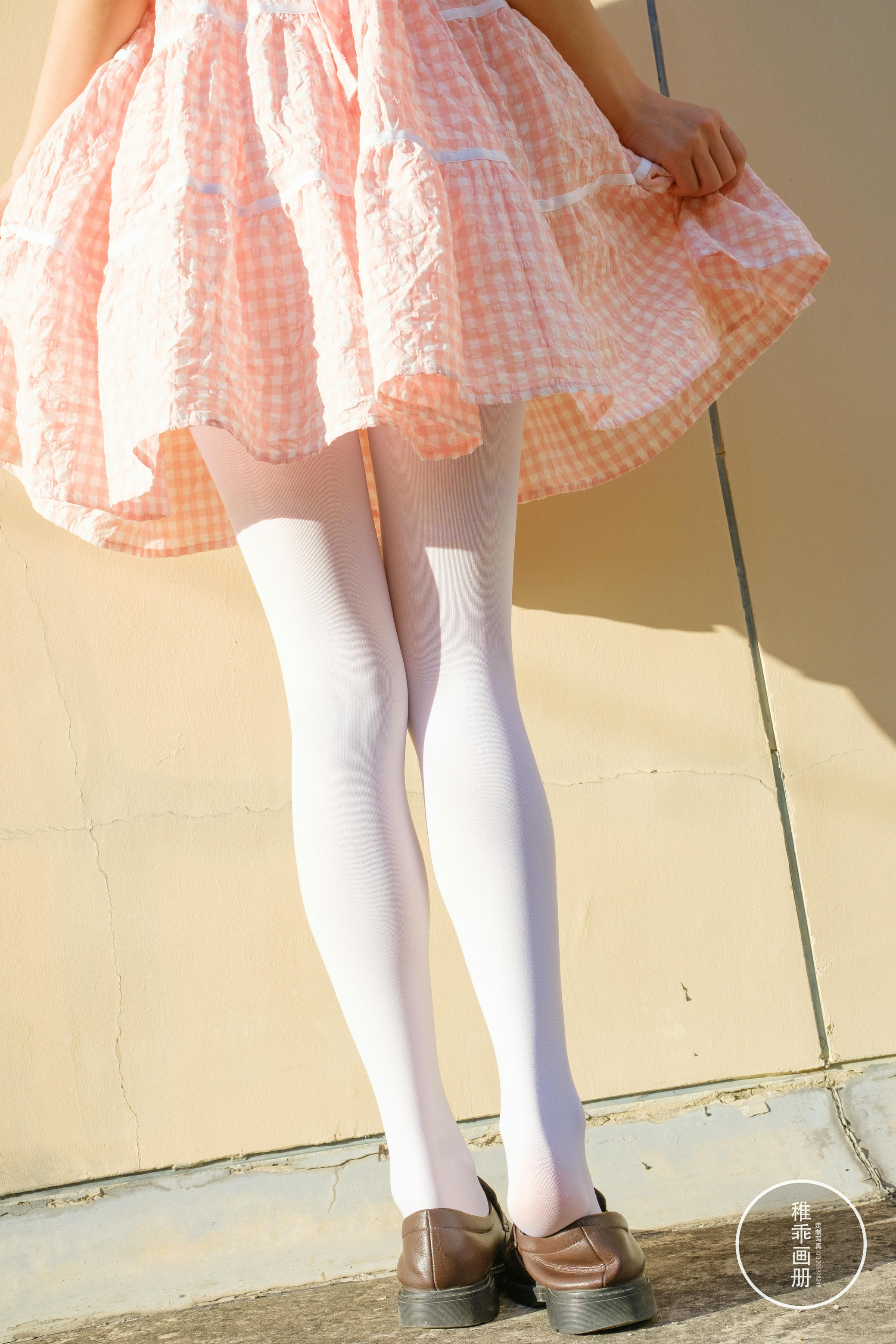 稚乖画册 NO.019 晴空 06 夜夜 天台粉裙 [82P-0.98GB]_第2集