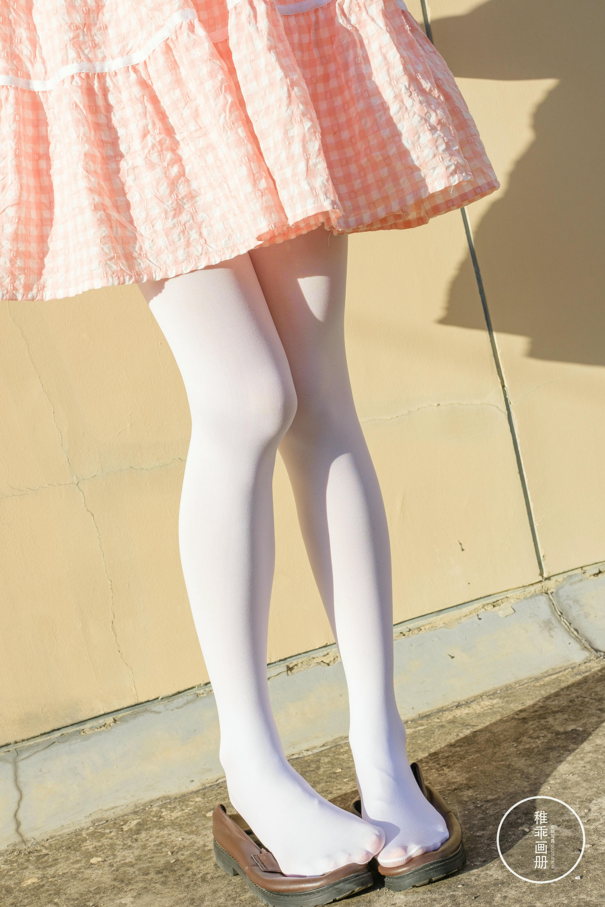 稚乖画册 NO.019 晴空 06 夜夜 天台粉裙 [82P-0.98GB]_第2集