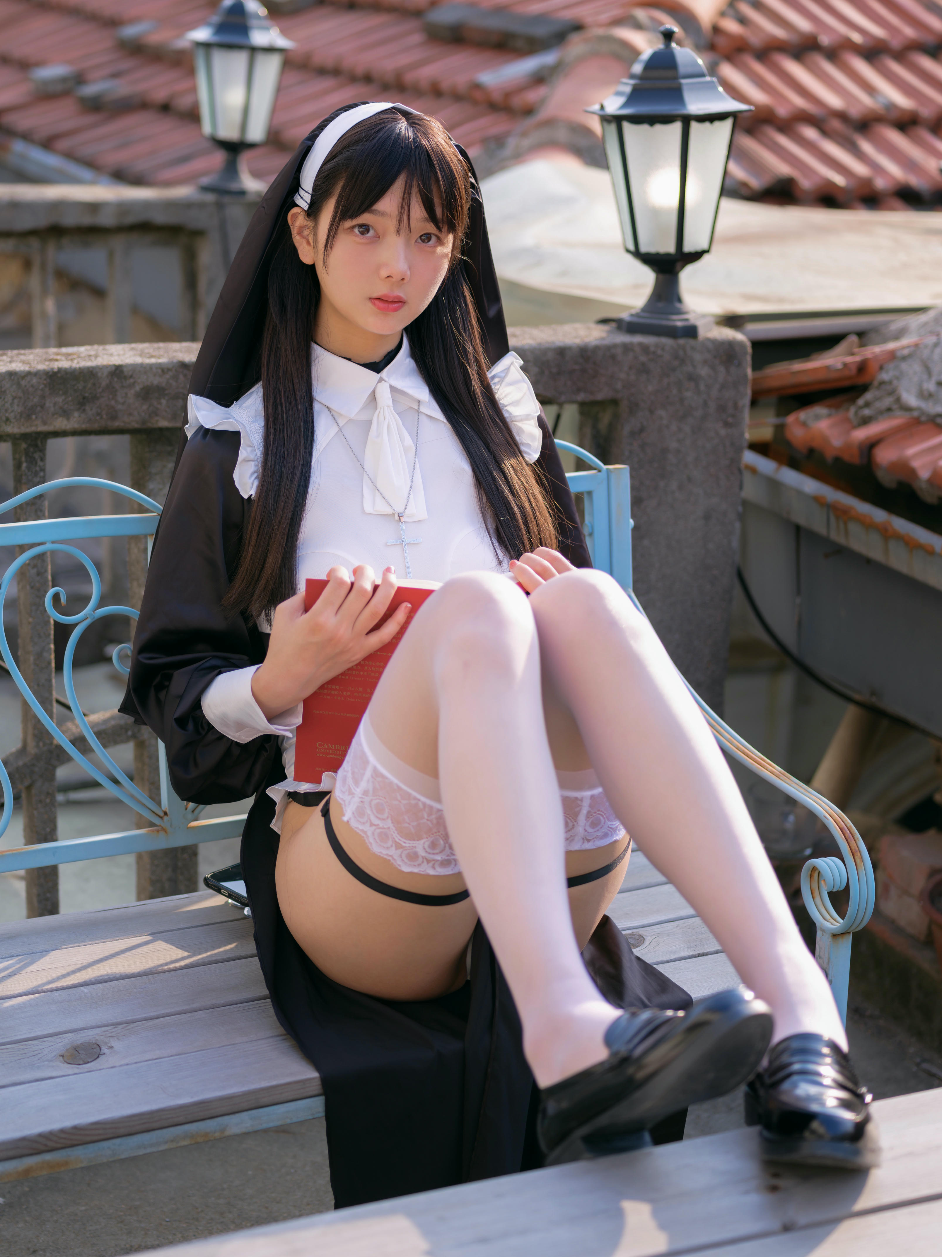 稚乖画册 NO.021 赤西夜夜 修女 [88P1V-6G]_第2集