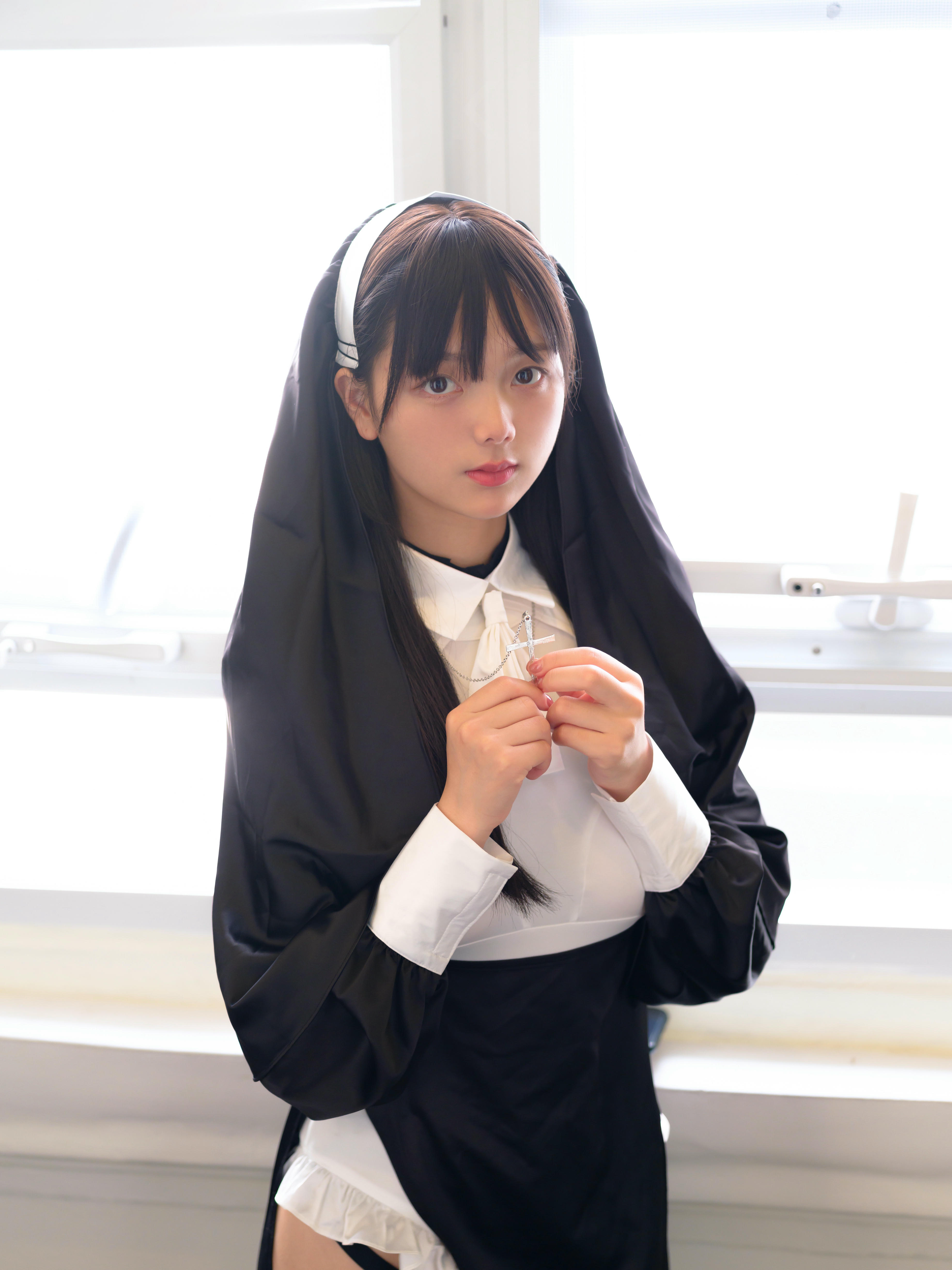 稚乖画册 NO.021 赤西夜夜 修女 [88P1V-6G]_第1集