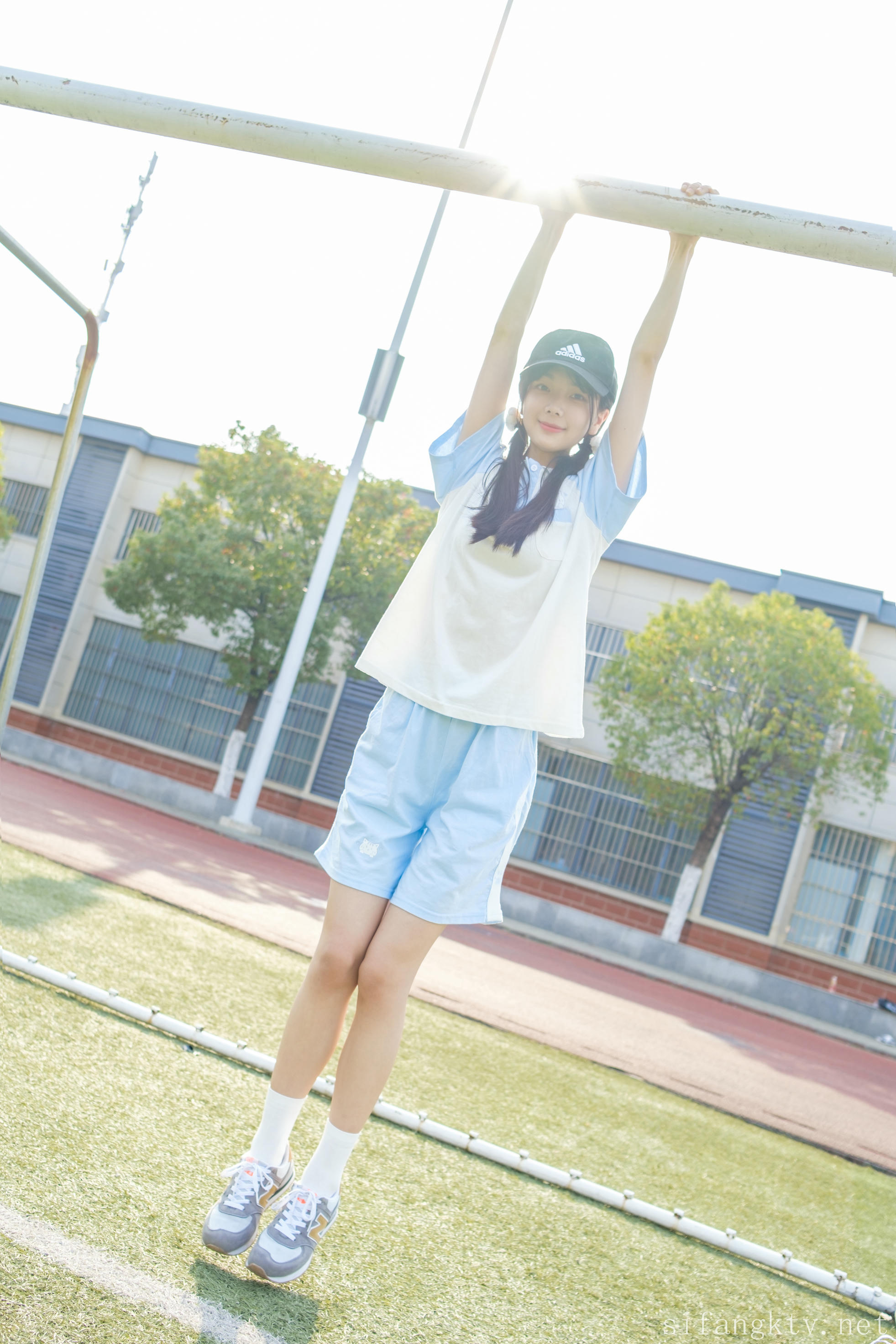 稚乖画册 NO.022 夜夜 运动服 [83P2V-2.31G]_第1集