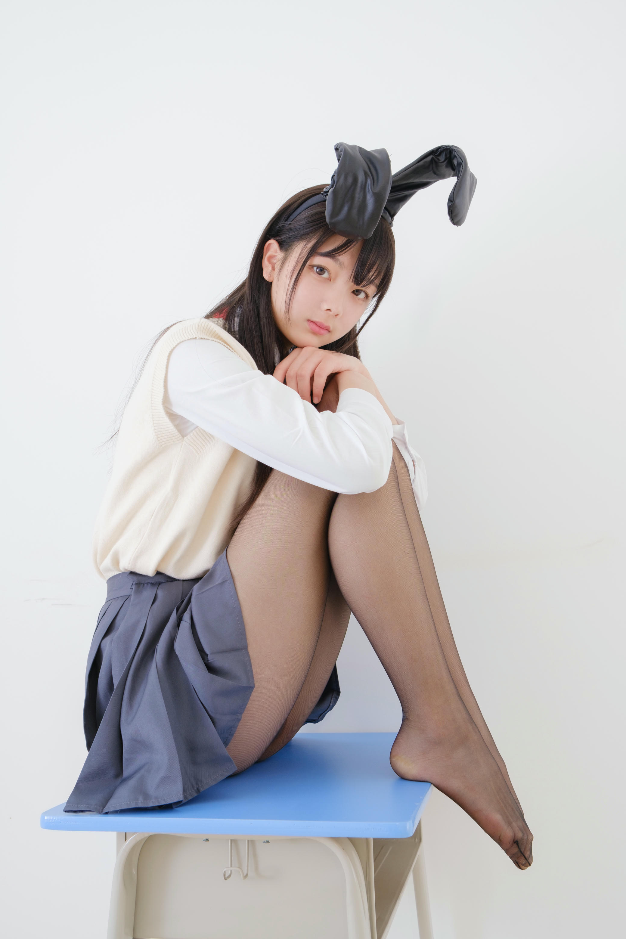 稚乖画册 NO.024 夜夜 麻衣学姐 [87P1V 3.06GB]_第2集