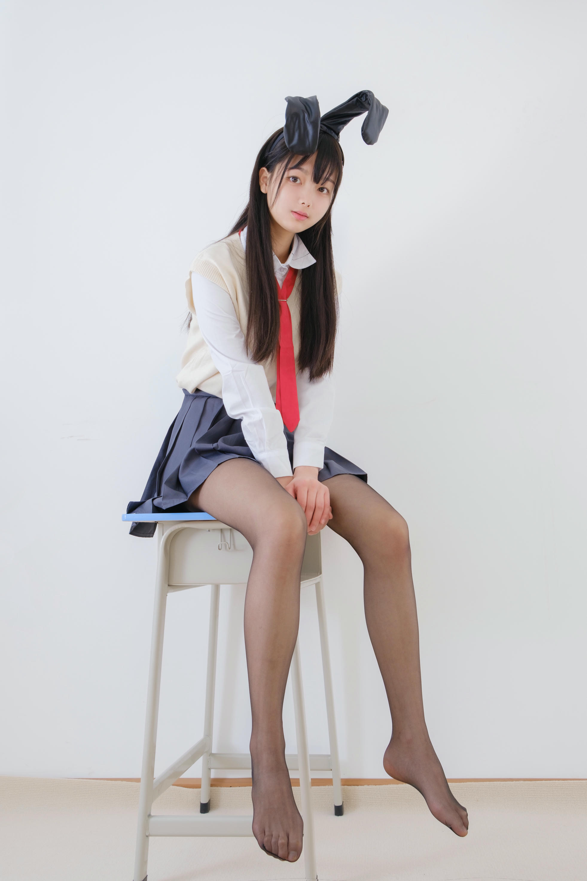 稚乖画册 NO.024 夜夜 麻衣学姐 [87P1V 3.06GB]_第2集