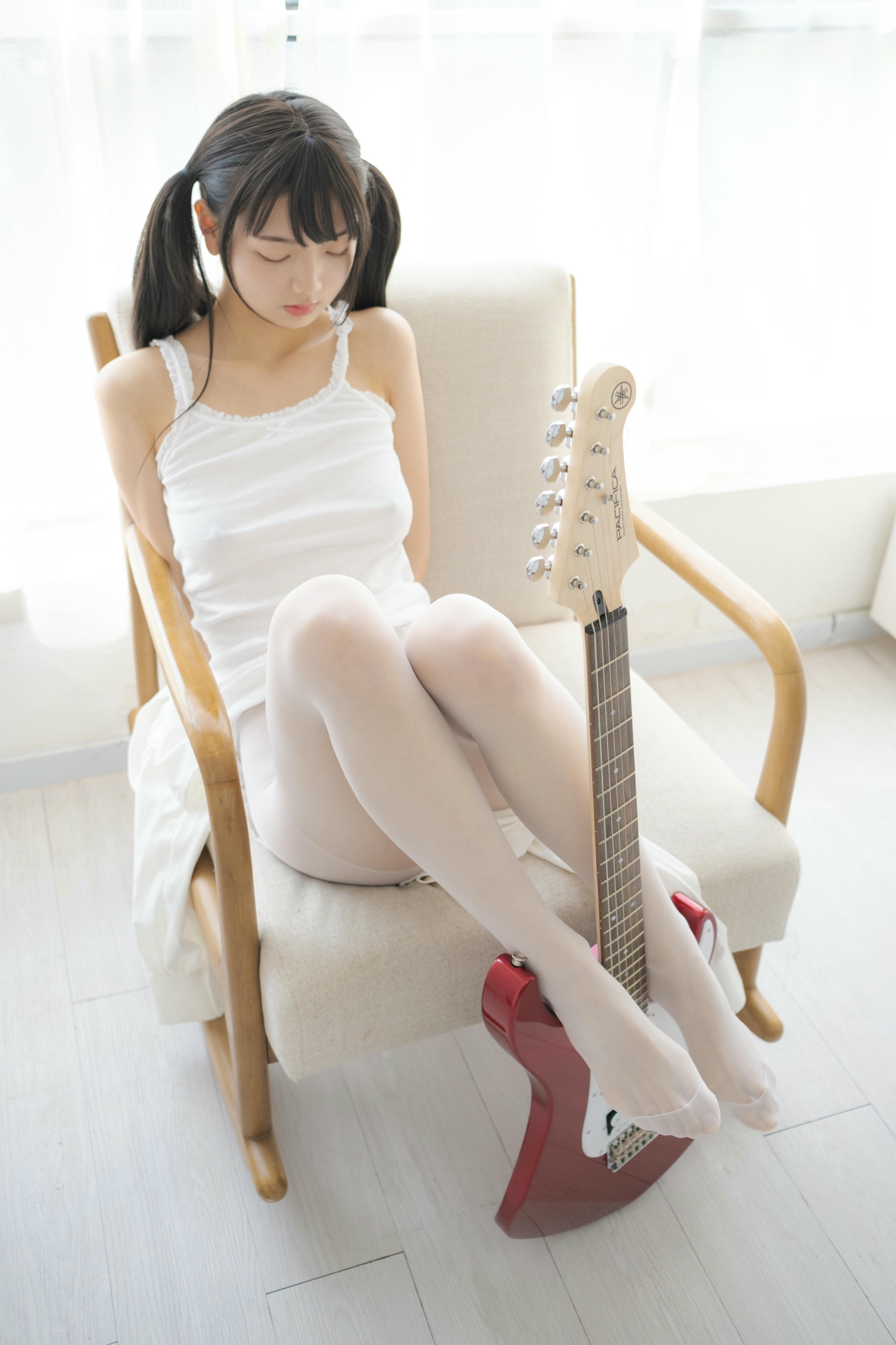 稚乖画册 NO.025 赤西夜夜 吉他少女-R18 [83P2V1.5G]_第2集