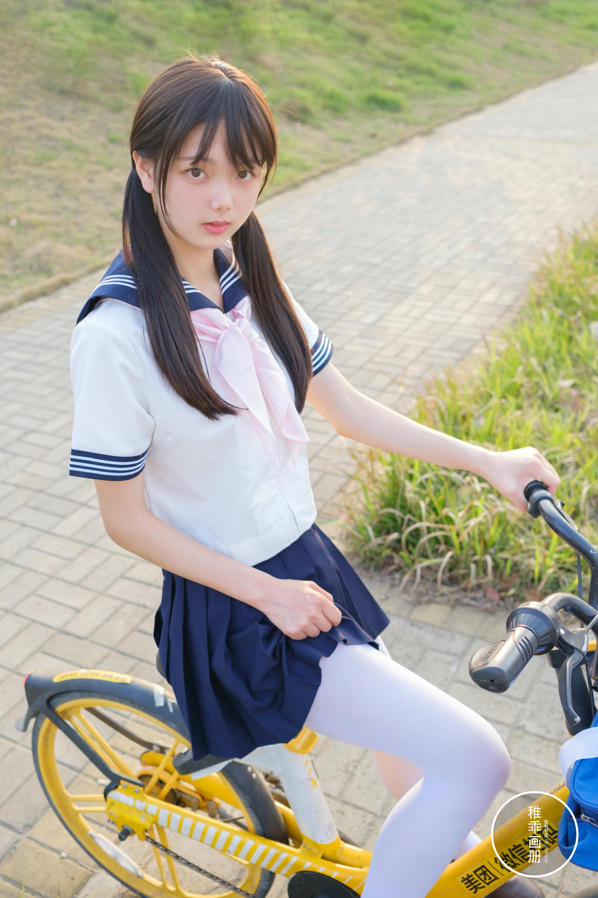 稚乖画册 NO.011 夜夜 单车郊游 [85P1V 3.87GB]_第3集