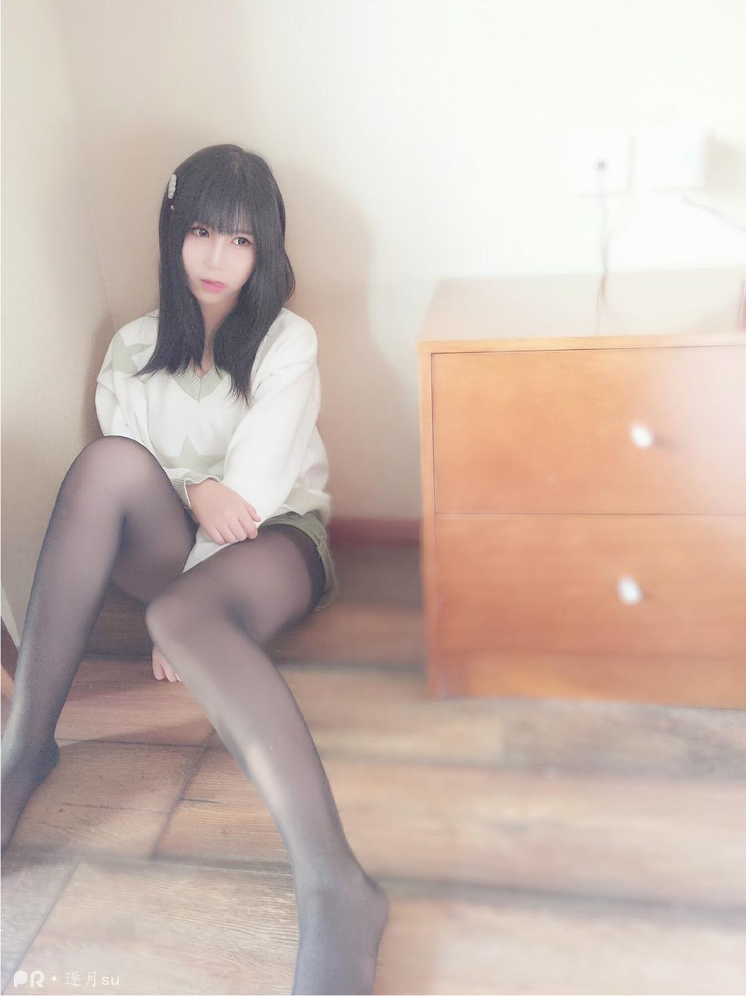 逐月SU - Pr社时期-听撕丝袜的声音还真是爽_by_逐月Su[23P+8V]_第1集