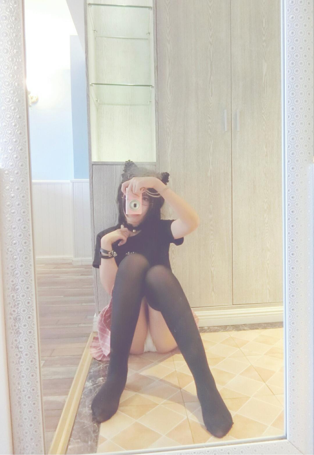 逐月SU - Pr社时期-喵~2_by_逐月Su[11P]_第1集