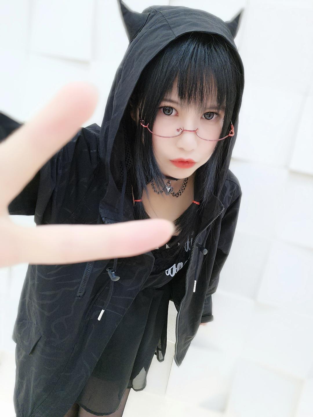 逐月SU - Pr社时期-嗷呜_by_逐月Su[20P]_第1集