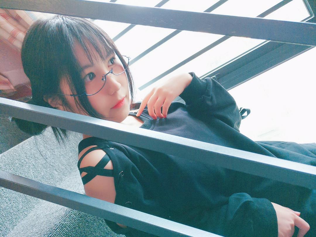 逐月SU - Pr社时期-新发型尝试_by_逐月Su[22P+1V]_第1集