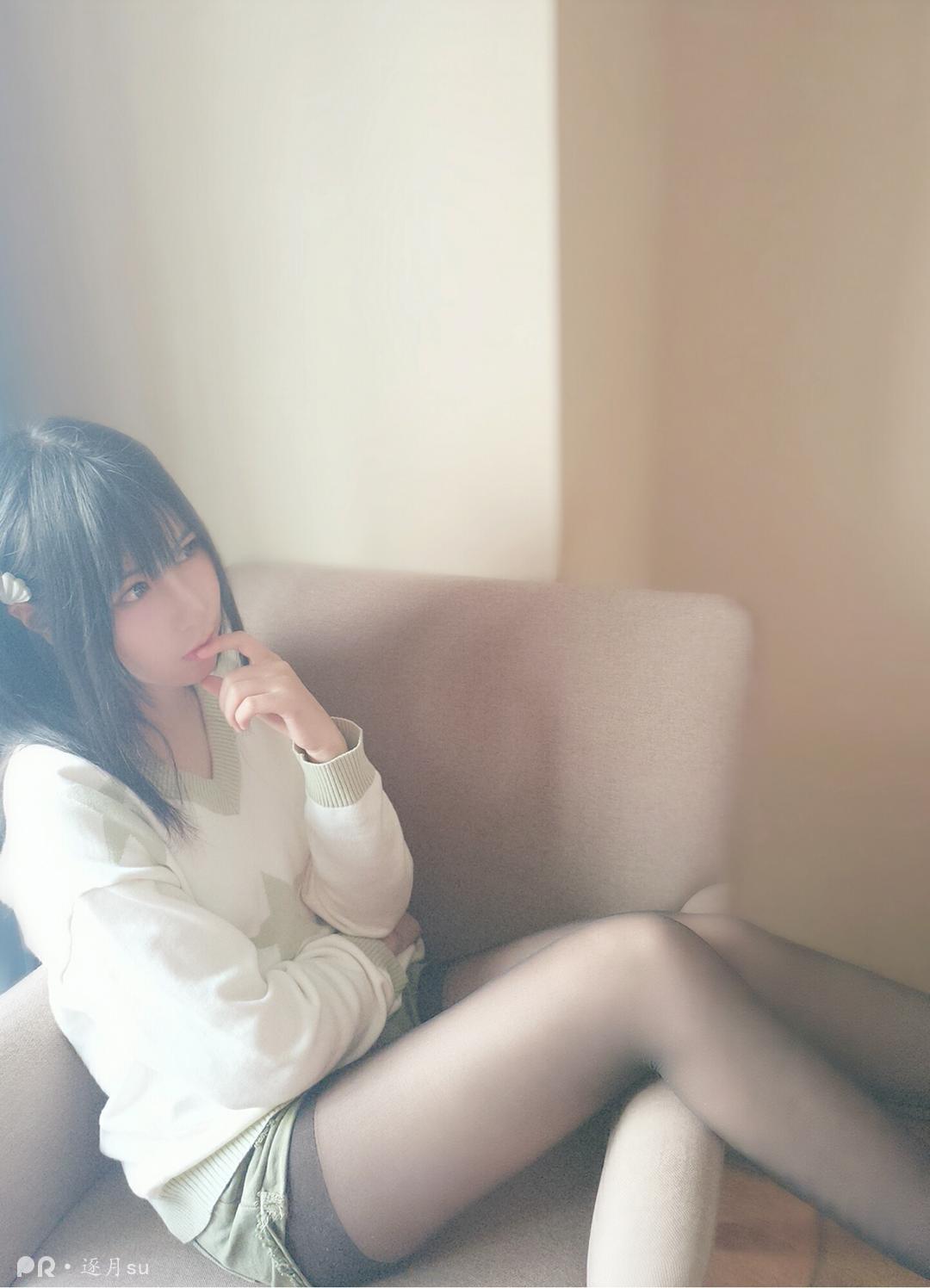 逐月SU - 听撕丝袜的声音还真是爽_第1集