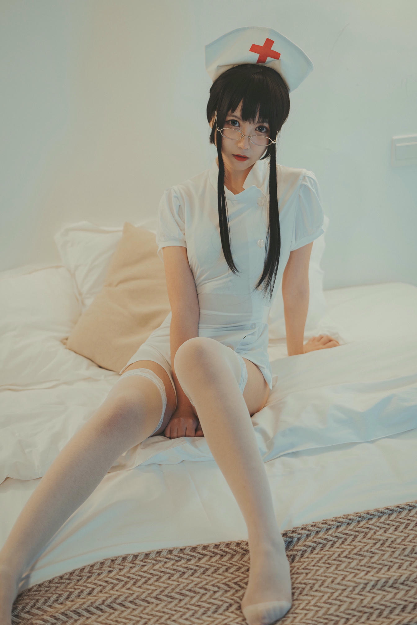 逐月SU - 小护士_第1集