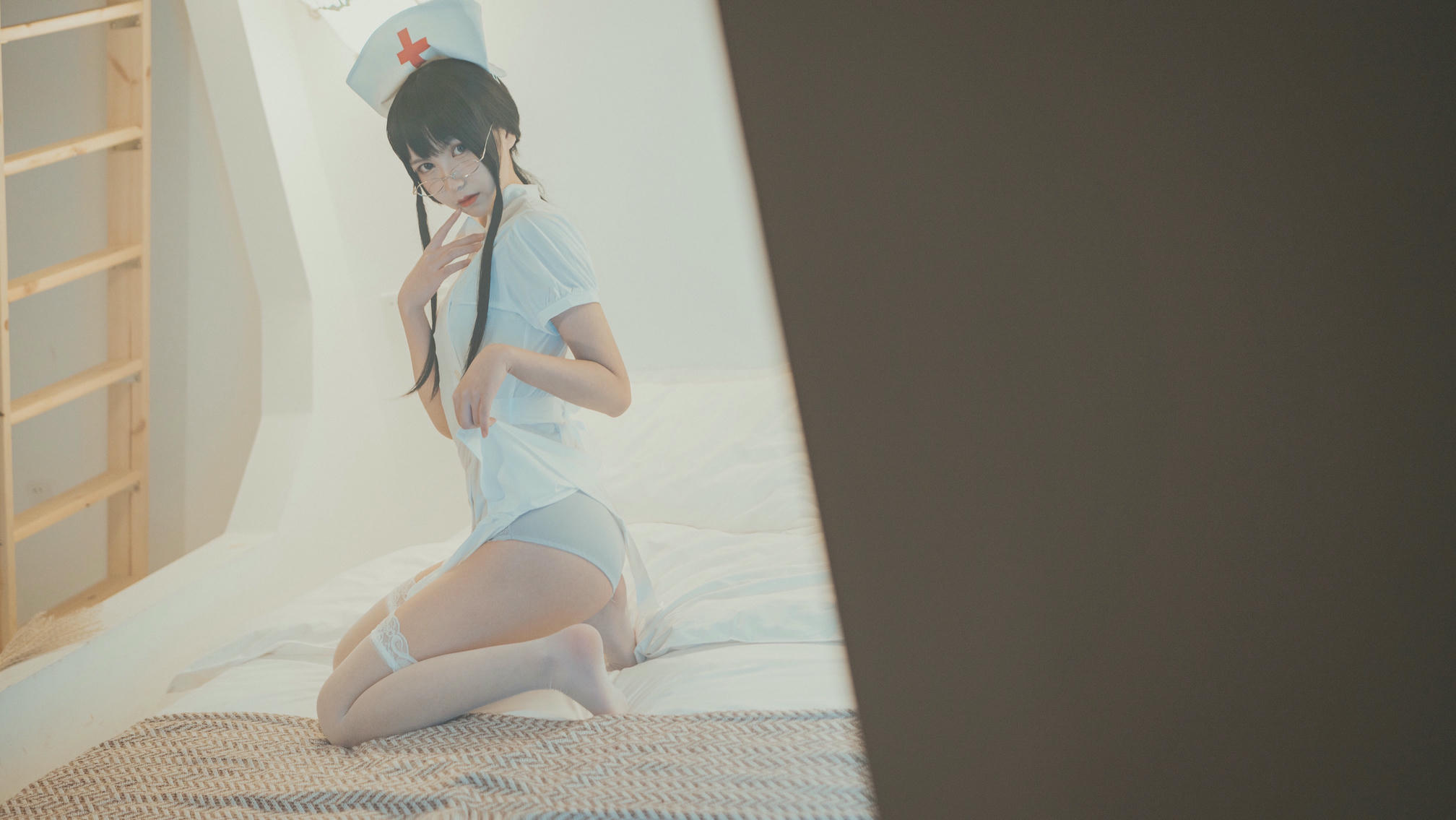 逐月SU - 小护士_第1集