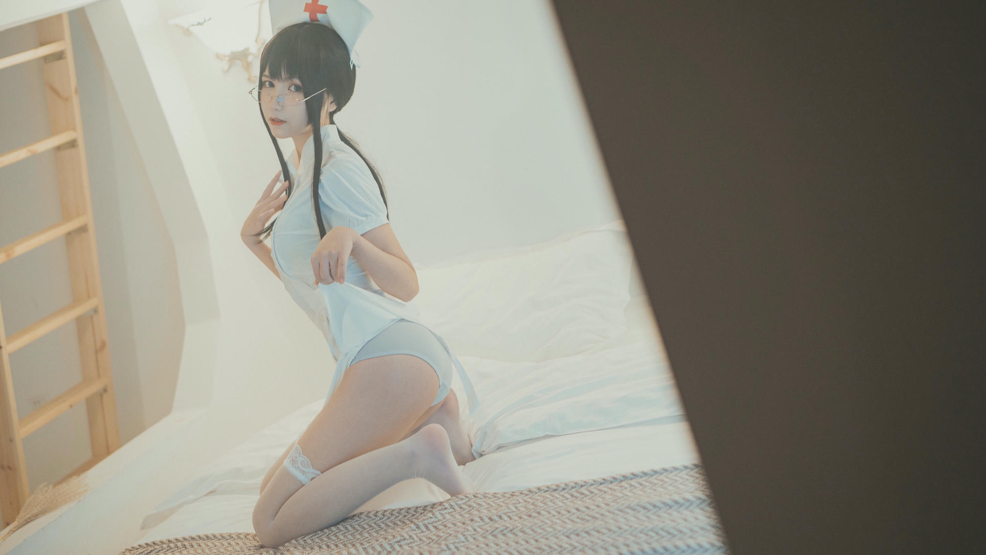 逐月SU - 小护士_第1集