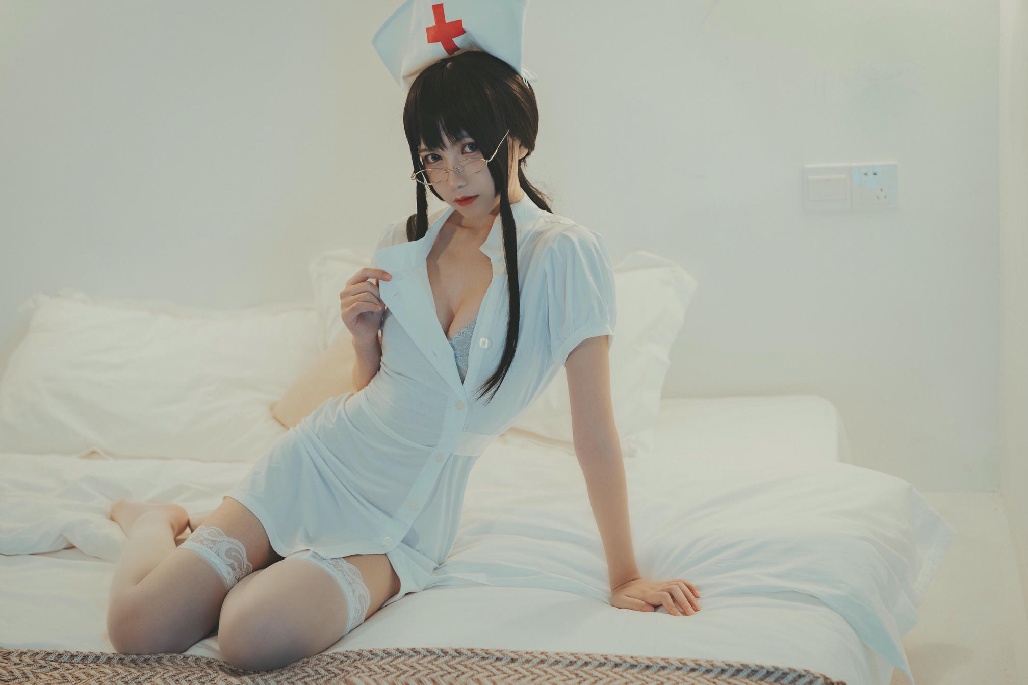 逐月SU - 小护士_第1集