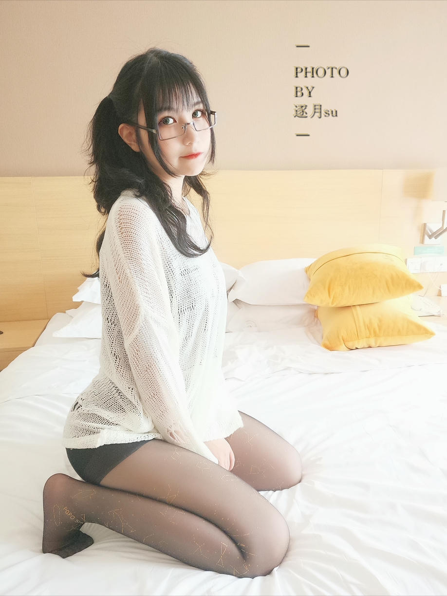 逐月SU - 足控向_第1集