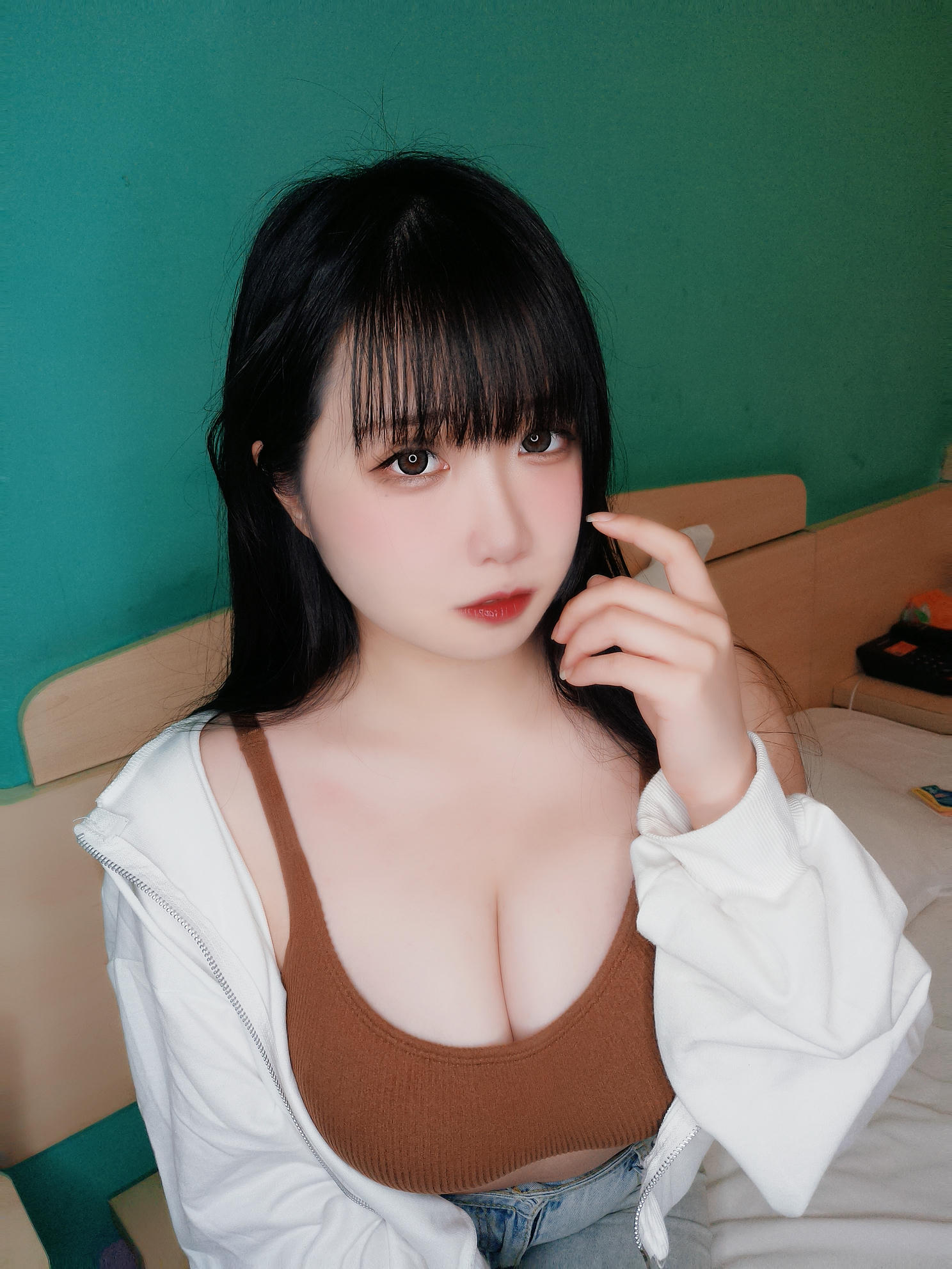 贞子蜜桃 NO.006 运动内搭 [10P1V-320MB]_第1集