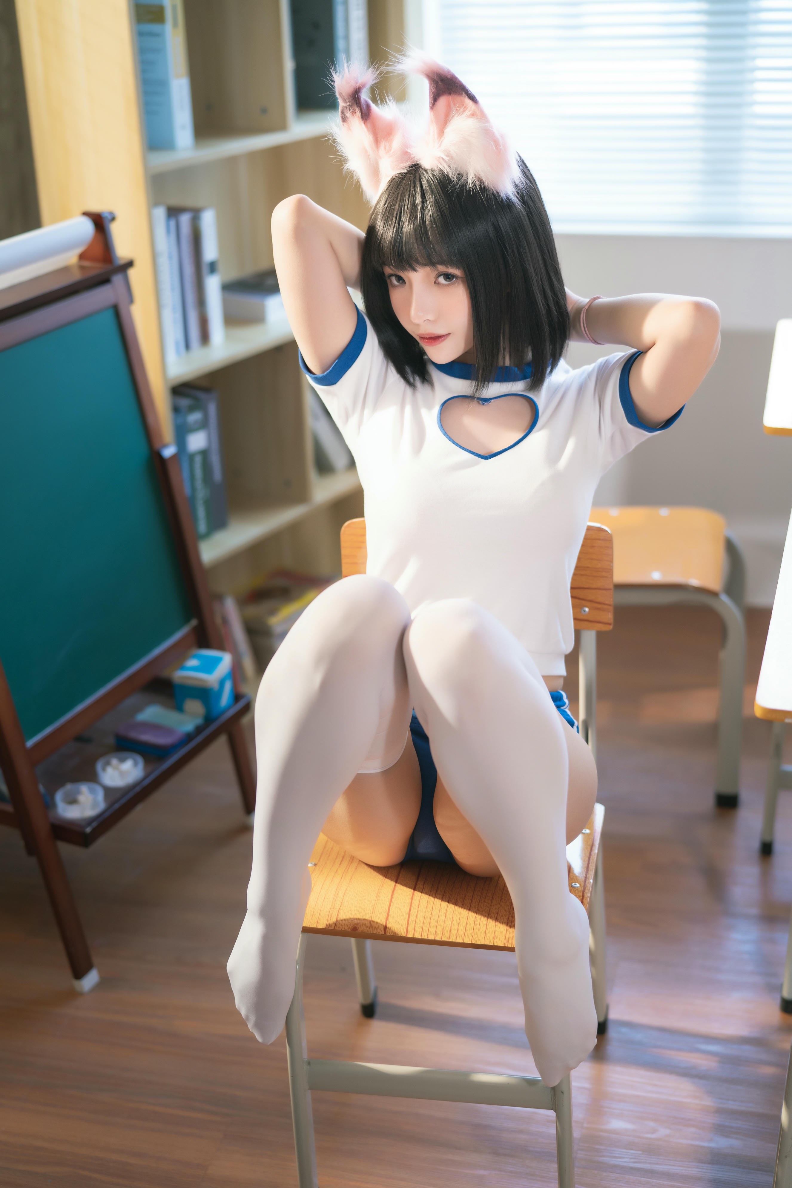 雯妹不讲道理 NO.049 运动服猫咪 [30P-595MB]_第2集